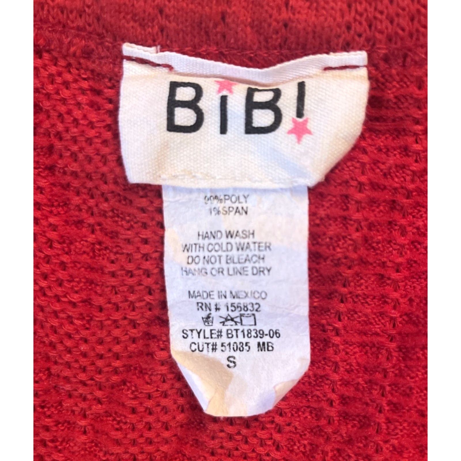 Vintage VINTAGE Bibi Womens Sweater Vest Shirt Sleeveless Red Christmas 90s Holiday Pullover V-Neck Stretch Cap Sleeve Shirt Women S Red Shirt Womens Size S / US 4 / IT 40 - 6 Thumbnail