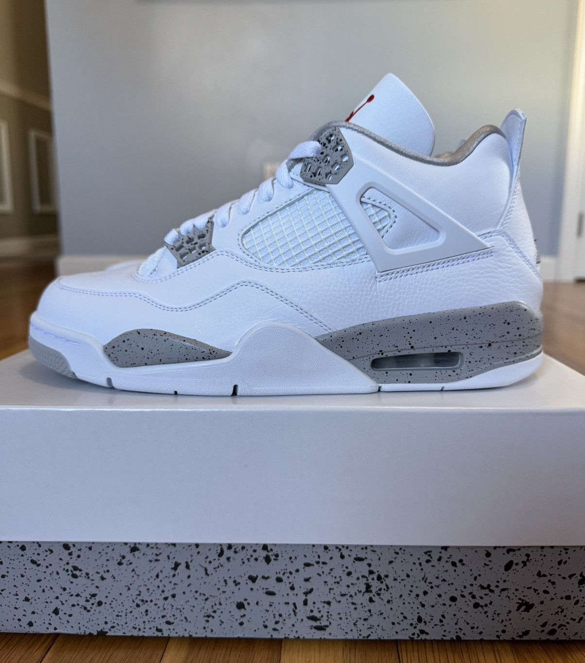 Jordan Brand Air Jordan 4 Retro White Oreo 2021 Size US 9 / EU 42 - 3 Thumbnail