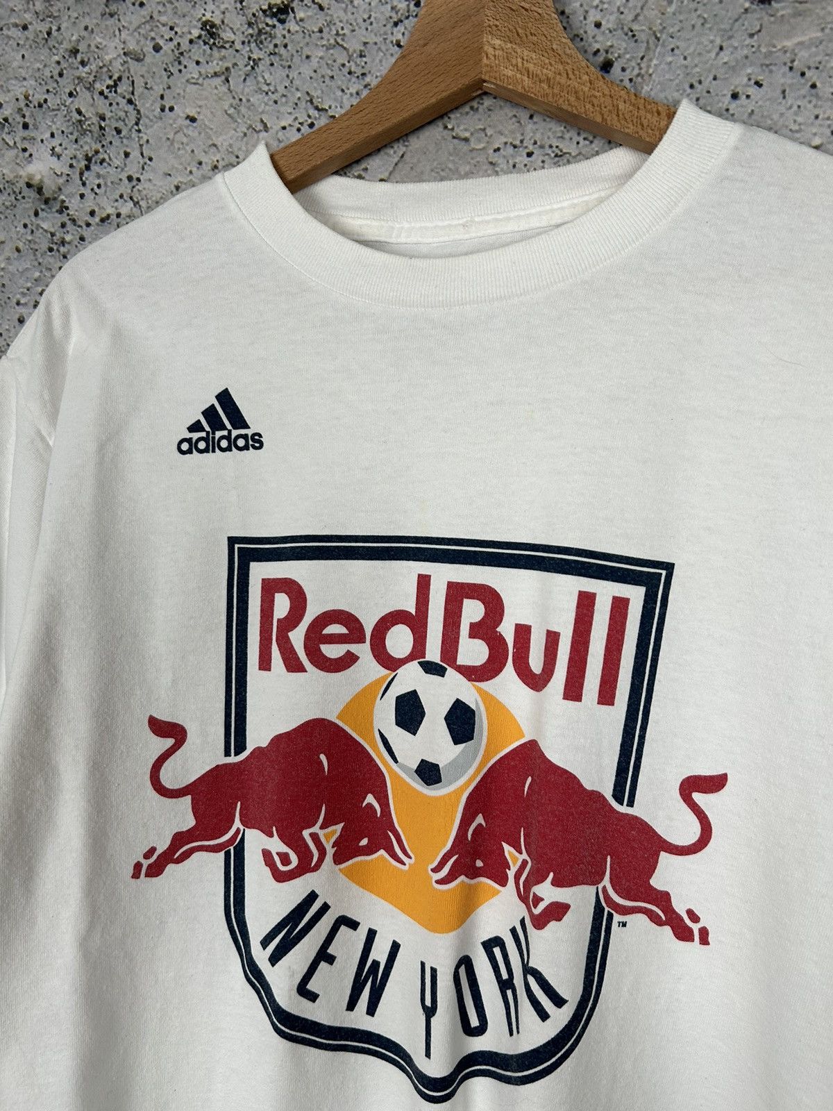 Adidas Vintage Adidas Red Bull New York Football Tee Soccer Size US M / EU 48-50 / 2 - 3 Thumbnail