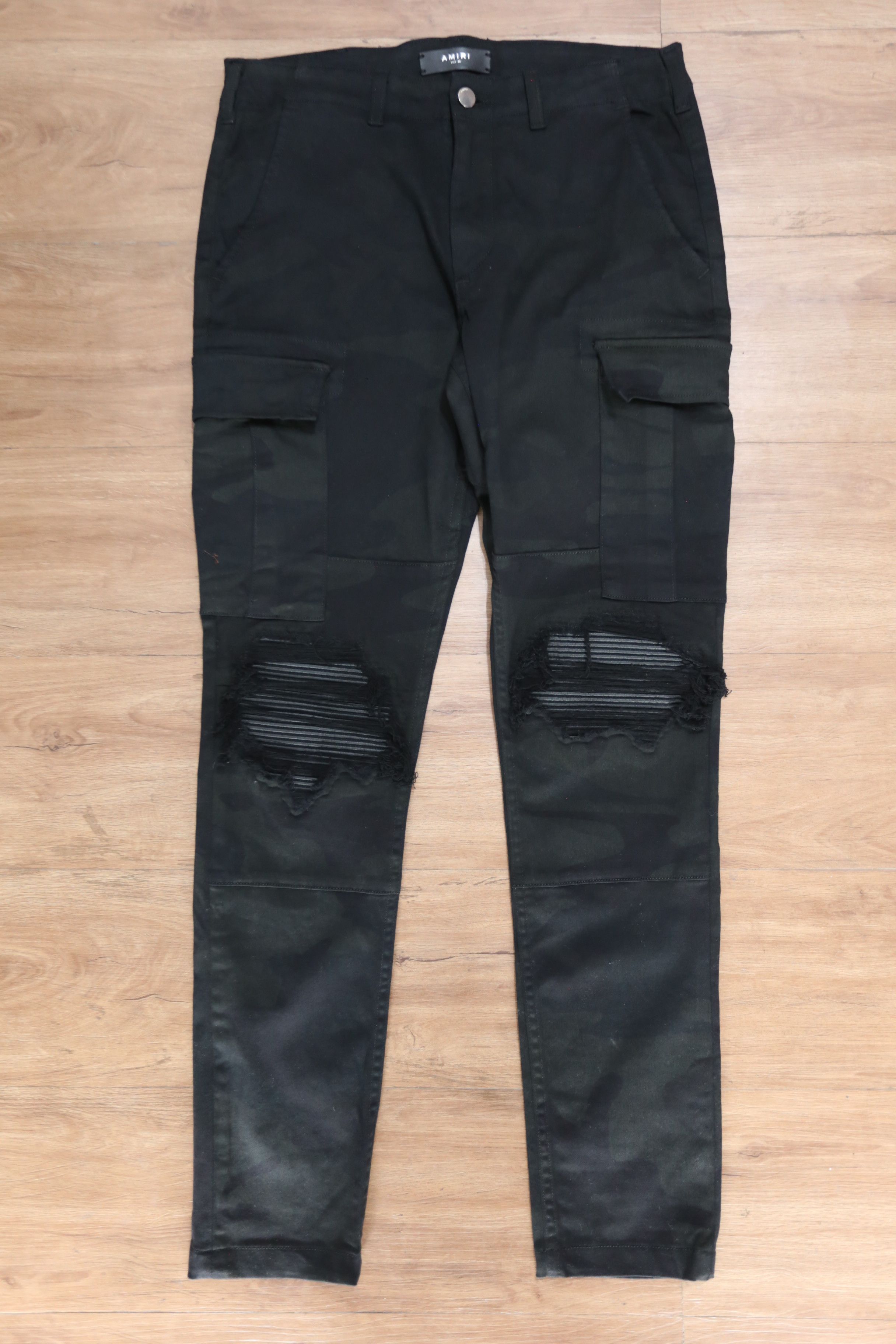 Amiri Amiri - S/S 19 - MX1 Black Camo Cargo Jeans Size US 30 / EU 46 - 1 Thumbnail