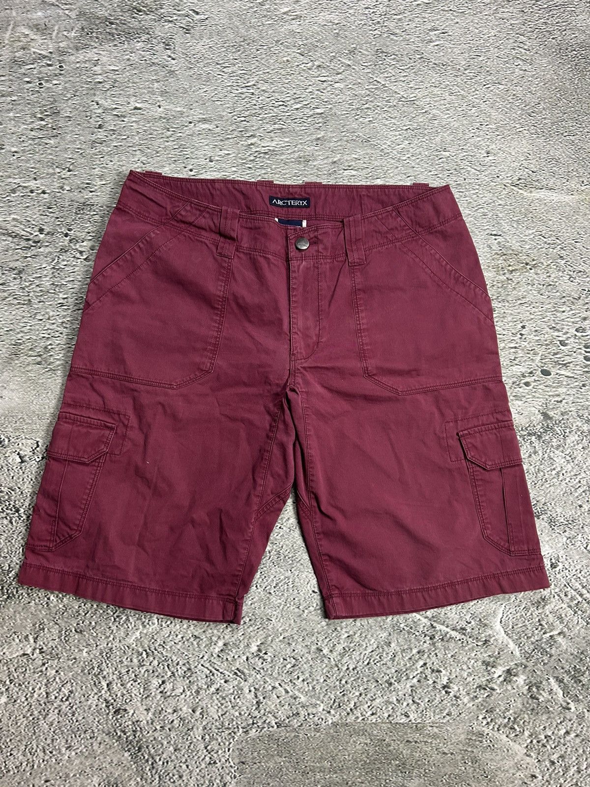 Arc'teryx × Vintage Arc'teryx shorts purple Y2K hiking trekking Size 30" / US 8 / IT 44 - 1 Thumbnail