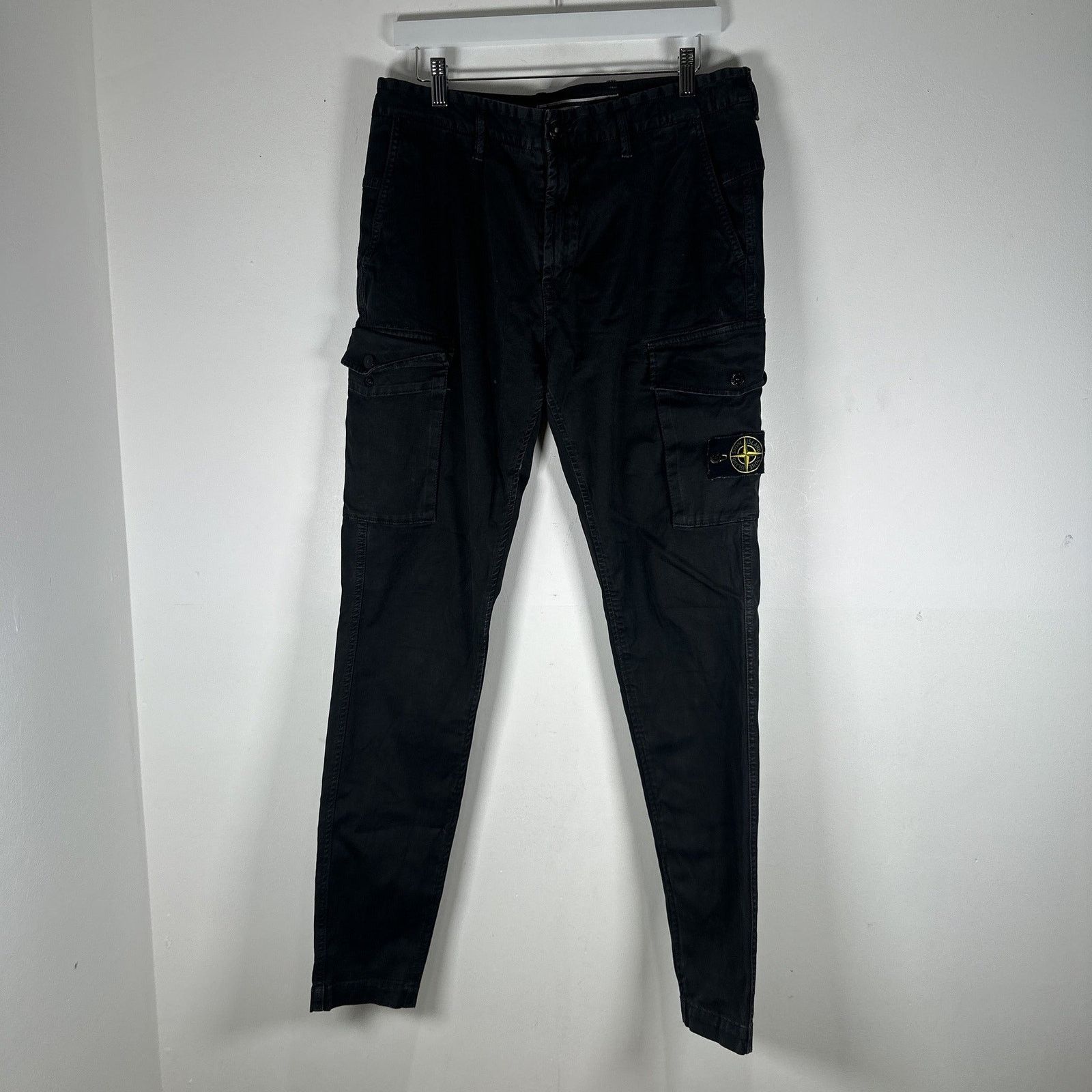 Stone Island Stone Island Black Logo Patch Pants Size US 32 / EU 48 - 1 Thumbnail