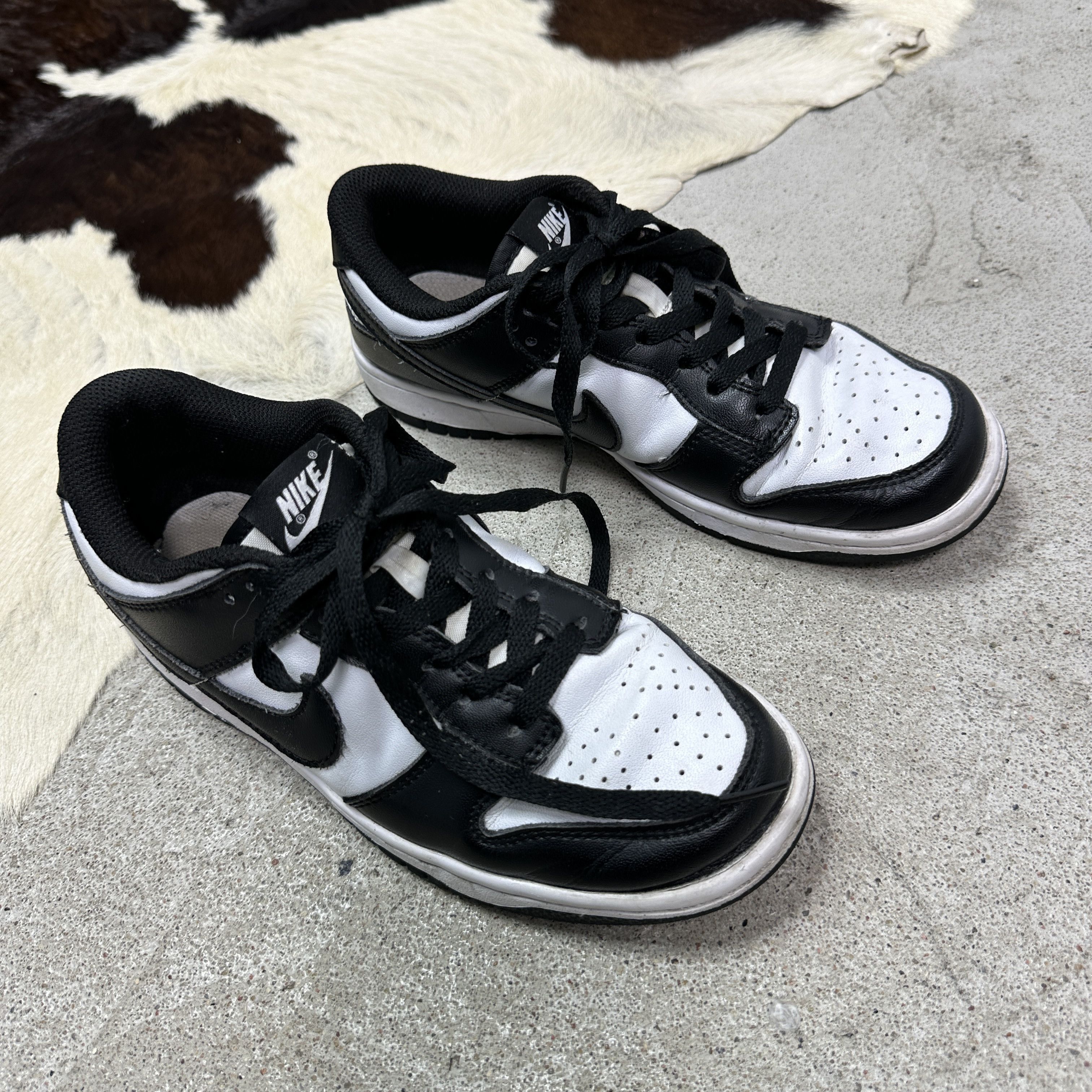 Nike Vintage Streetwear Nike Dunk Low Panda Sneakers 00s Size US 7.5 / IT 37.5 - 2 Thumbnail