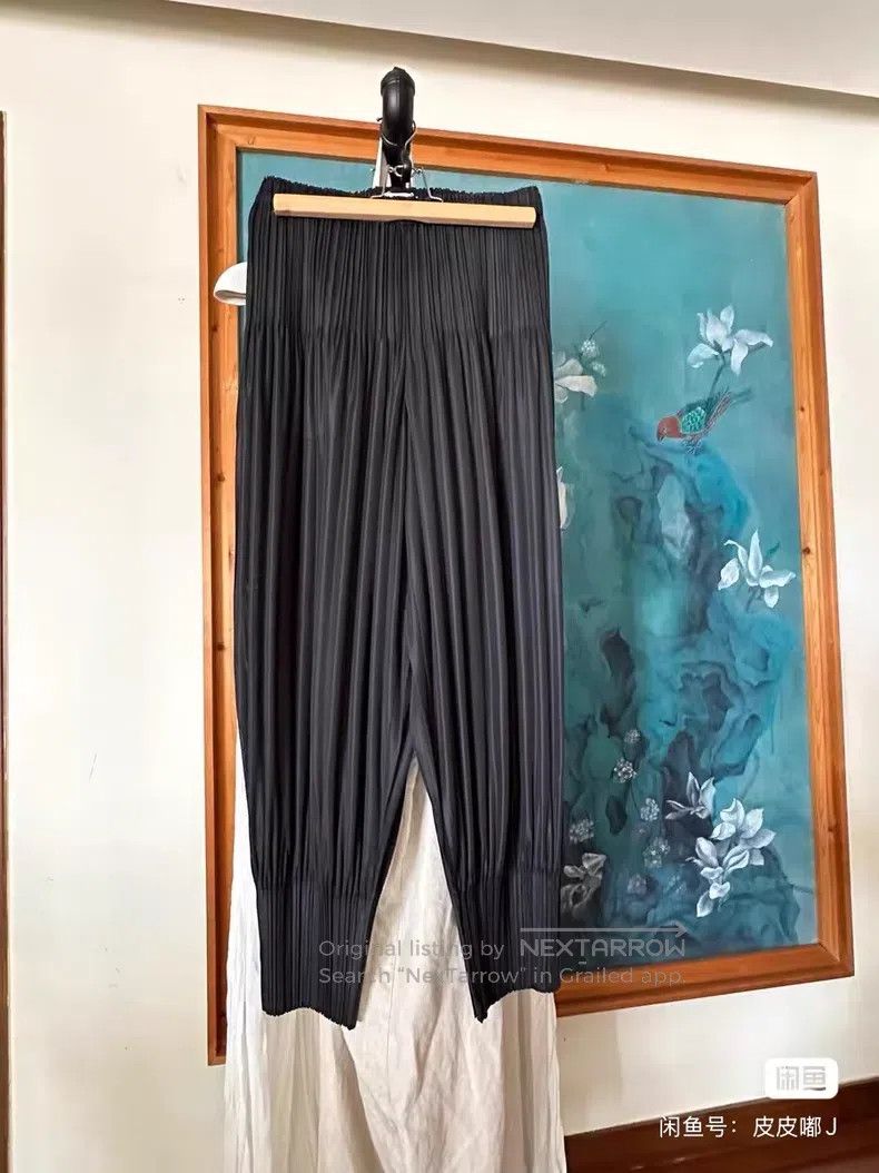 Issey Miyake Issey Miyake Black Trousers Size 26" / US 2 / IT 38 - 1 Thumbnail