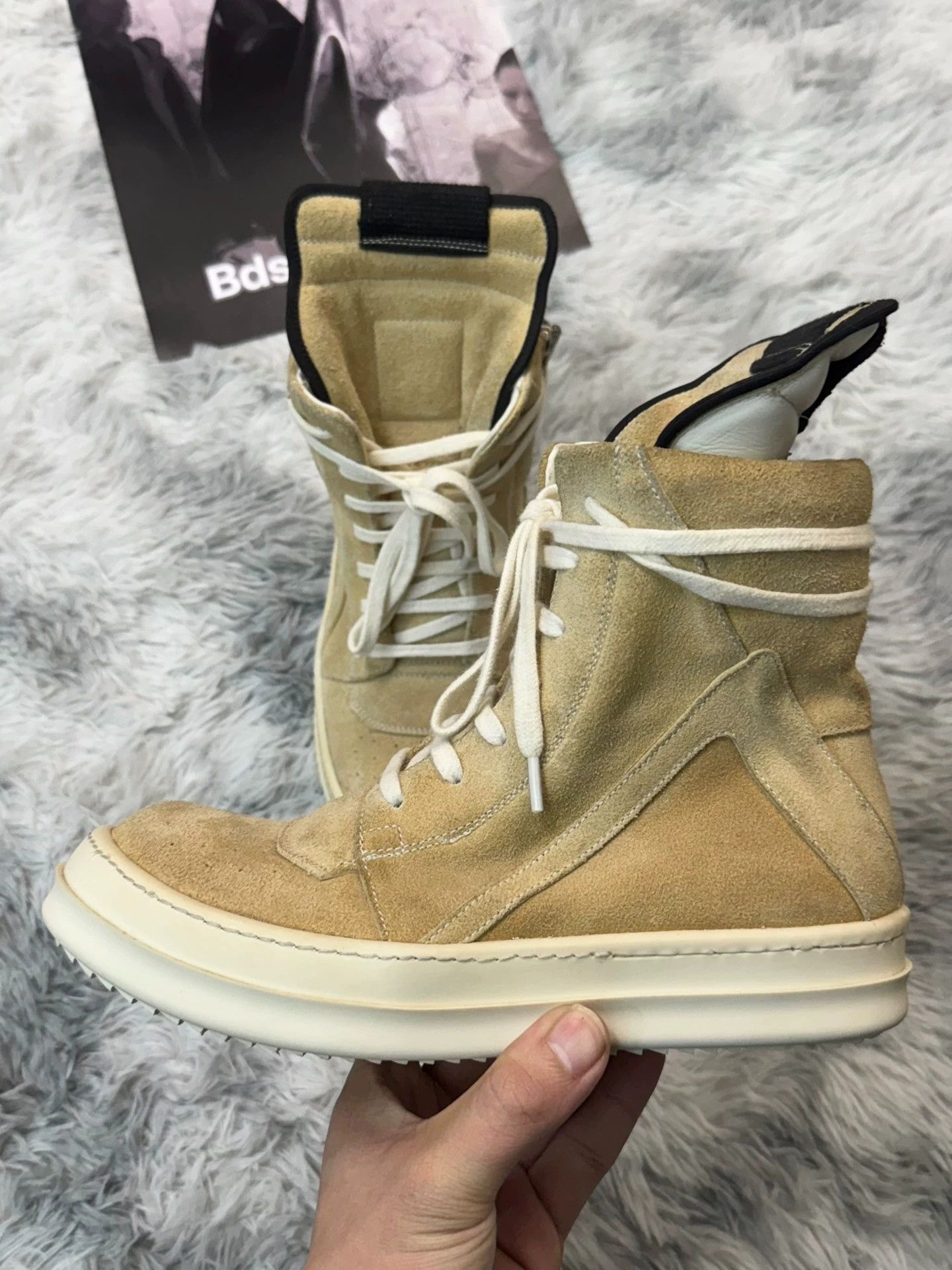 Rick Owens Rick Owens inverted triangle wheat color, RO main line suede Size US 7 / IT 37 - 3 Thumbnail