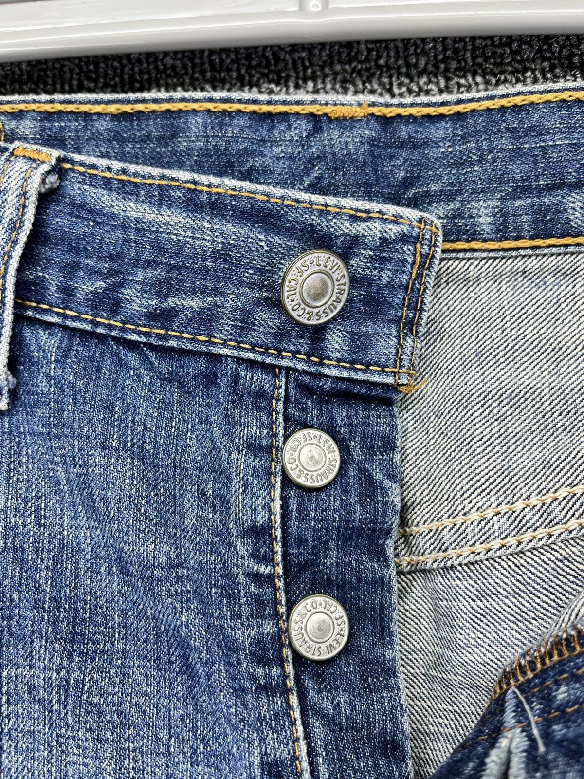 Levi's Vintage 90s Levis 501 Rare Trashed Jeans Denim Pants Size US 31 - 14 Thumbnail