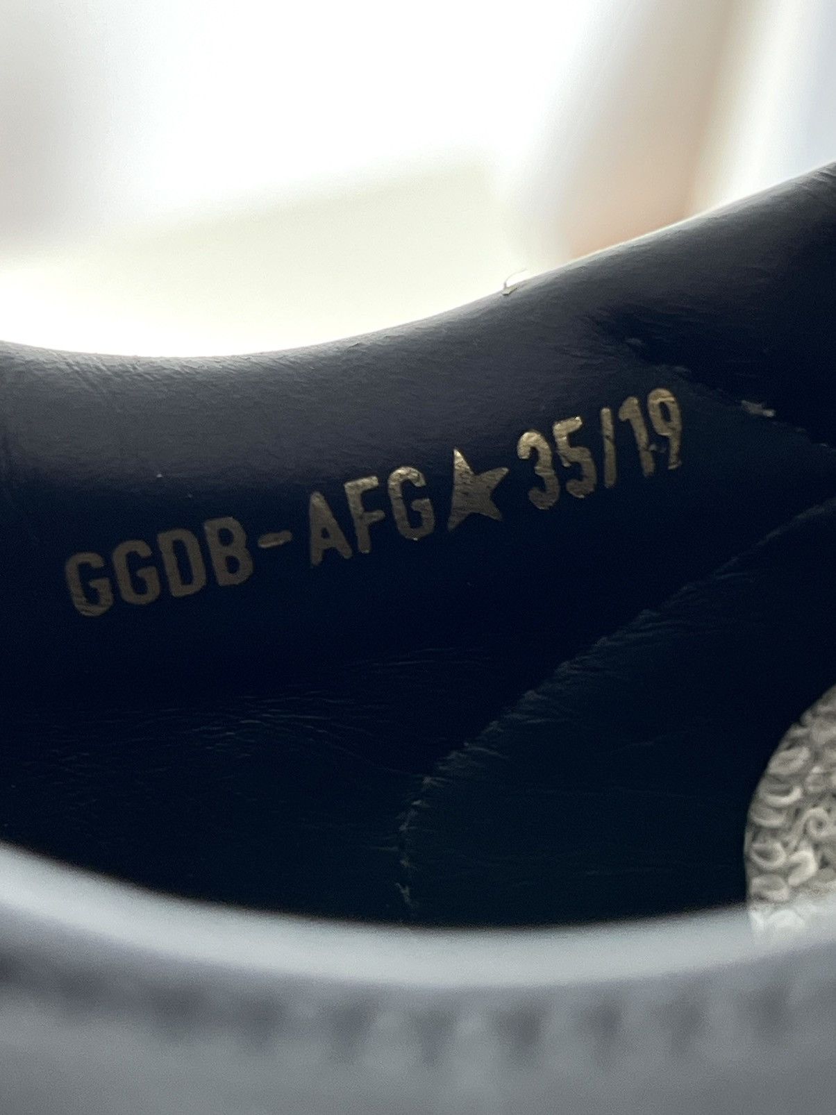 Golden Goose Golden Goose Stardan Black Leather/Mesh Gold Sneakers Size US 8 / IT 38 - 18 Thumbnail