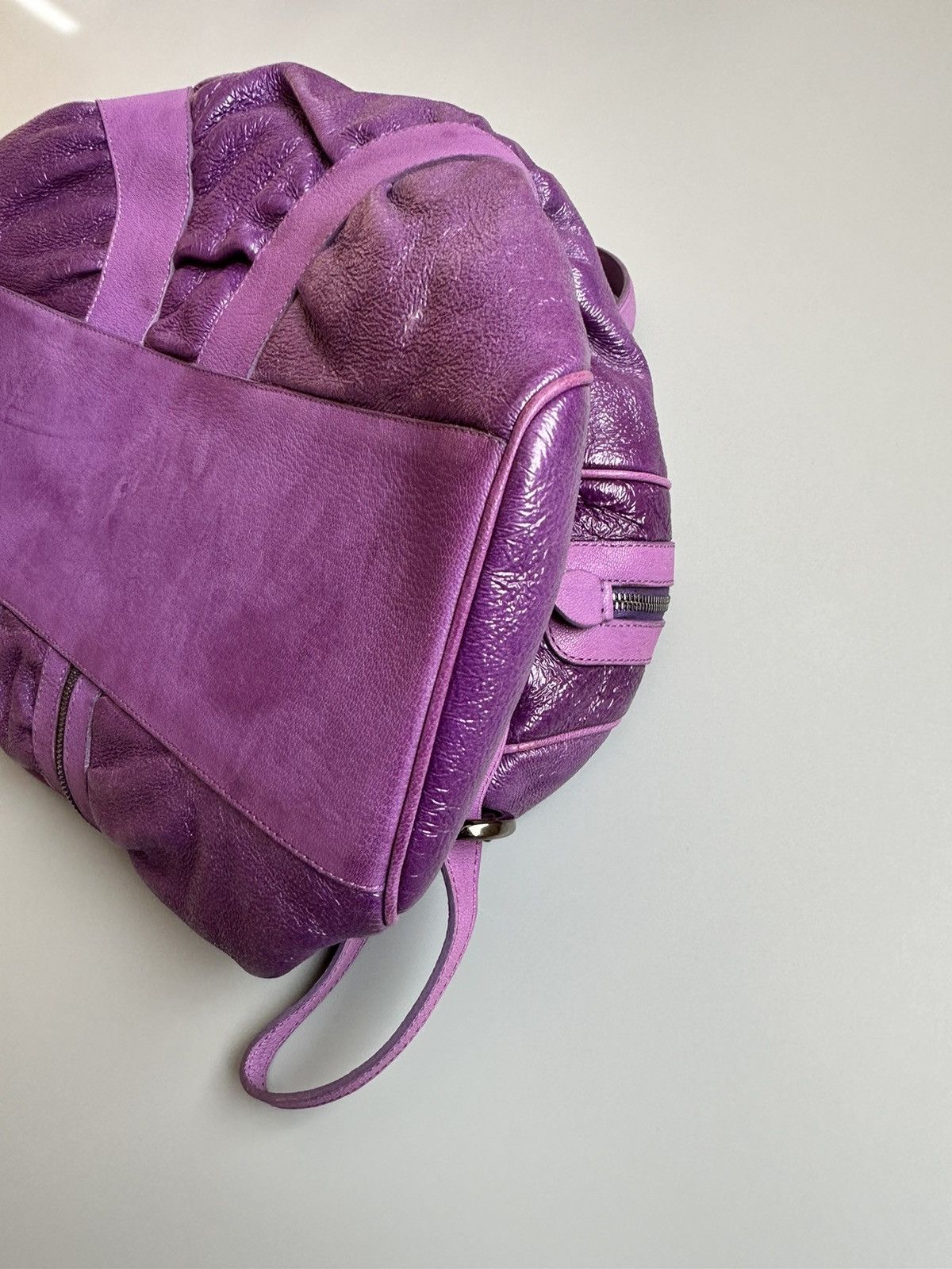 Moschino Moschino Purple Crinkled Patent Double Zip Pocket Duffel Bag Size ONE SIZE - 12 Thumbnail