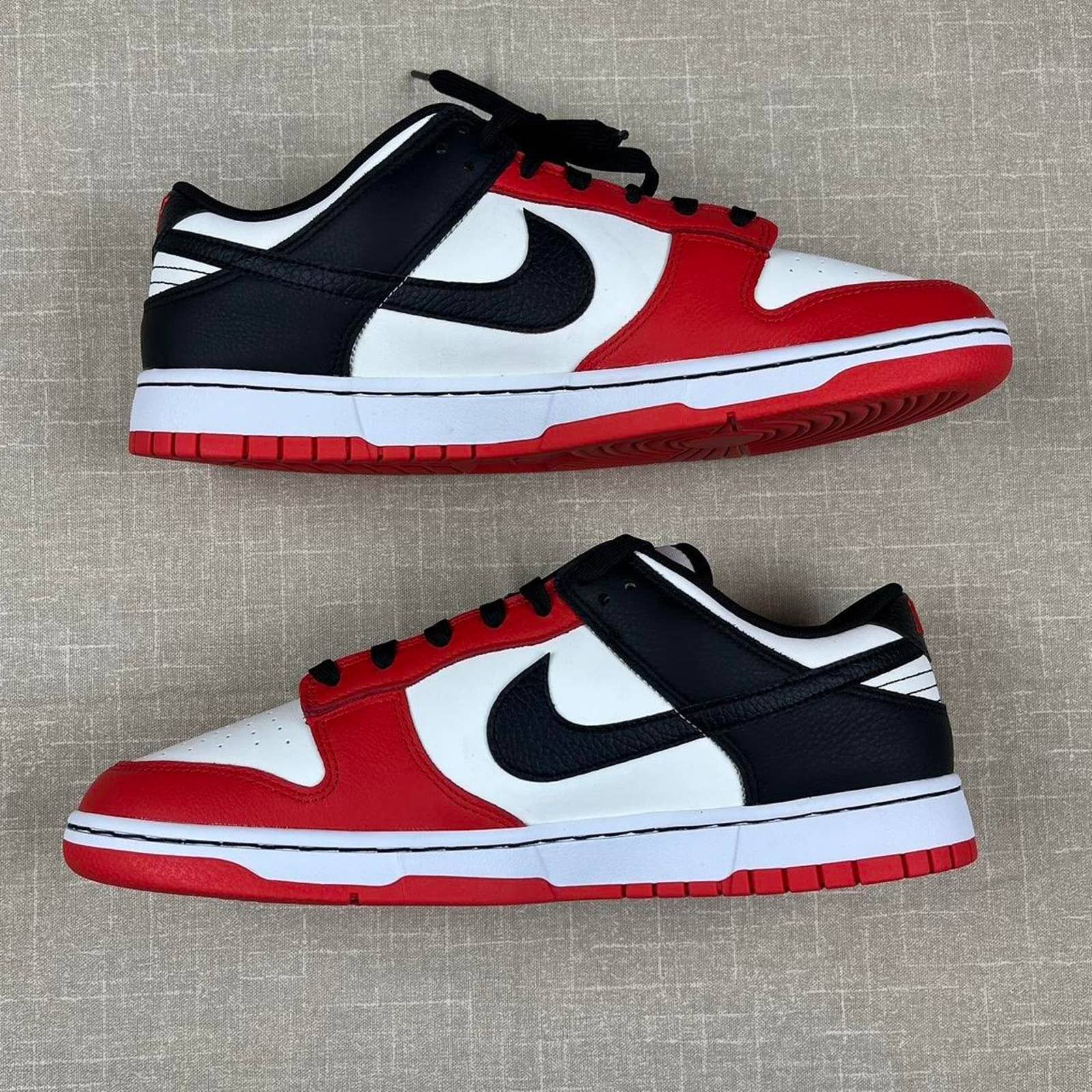 Nike Dunk Low EMB Chicago