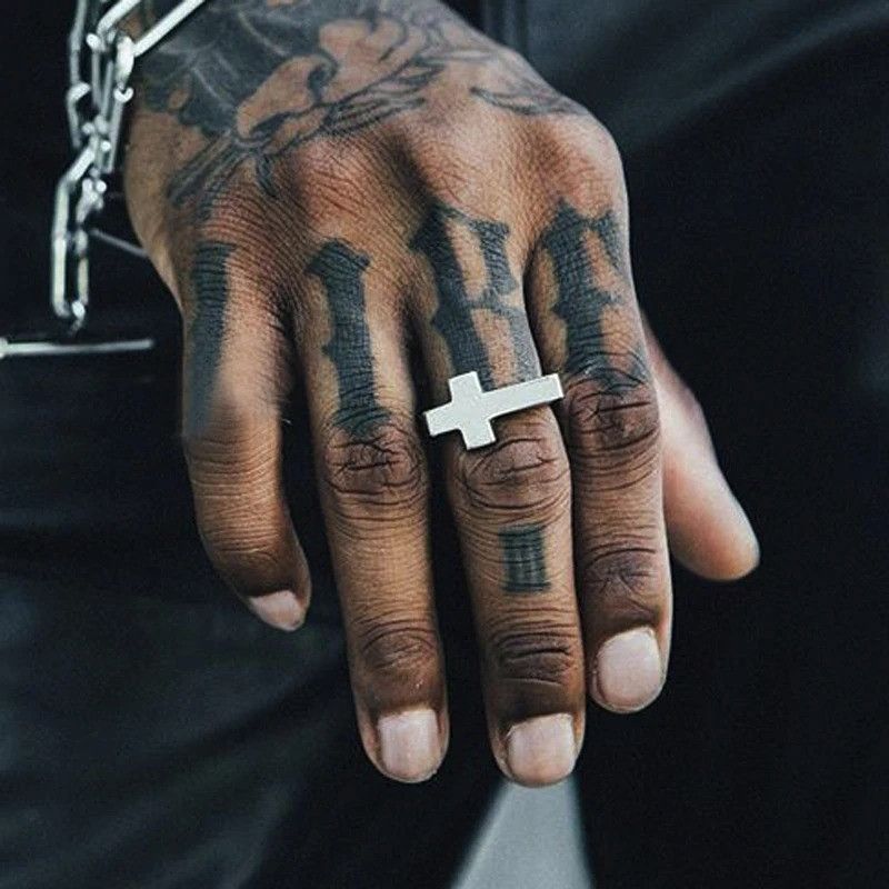 Jewelry × Vintage Men Cross Shaped Ring Size ONE SIZE - 1 Thumbnail