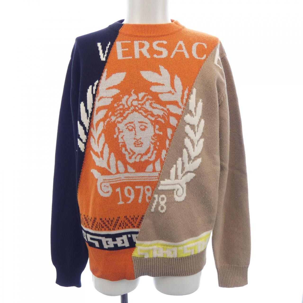 Versace Versace Versace Cashmere Blend Knit Textile Tops A84887 DUTY FREE for USA Size ONE SIZE - 1 Thumbnail