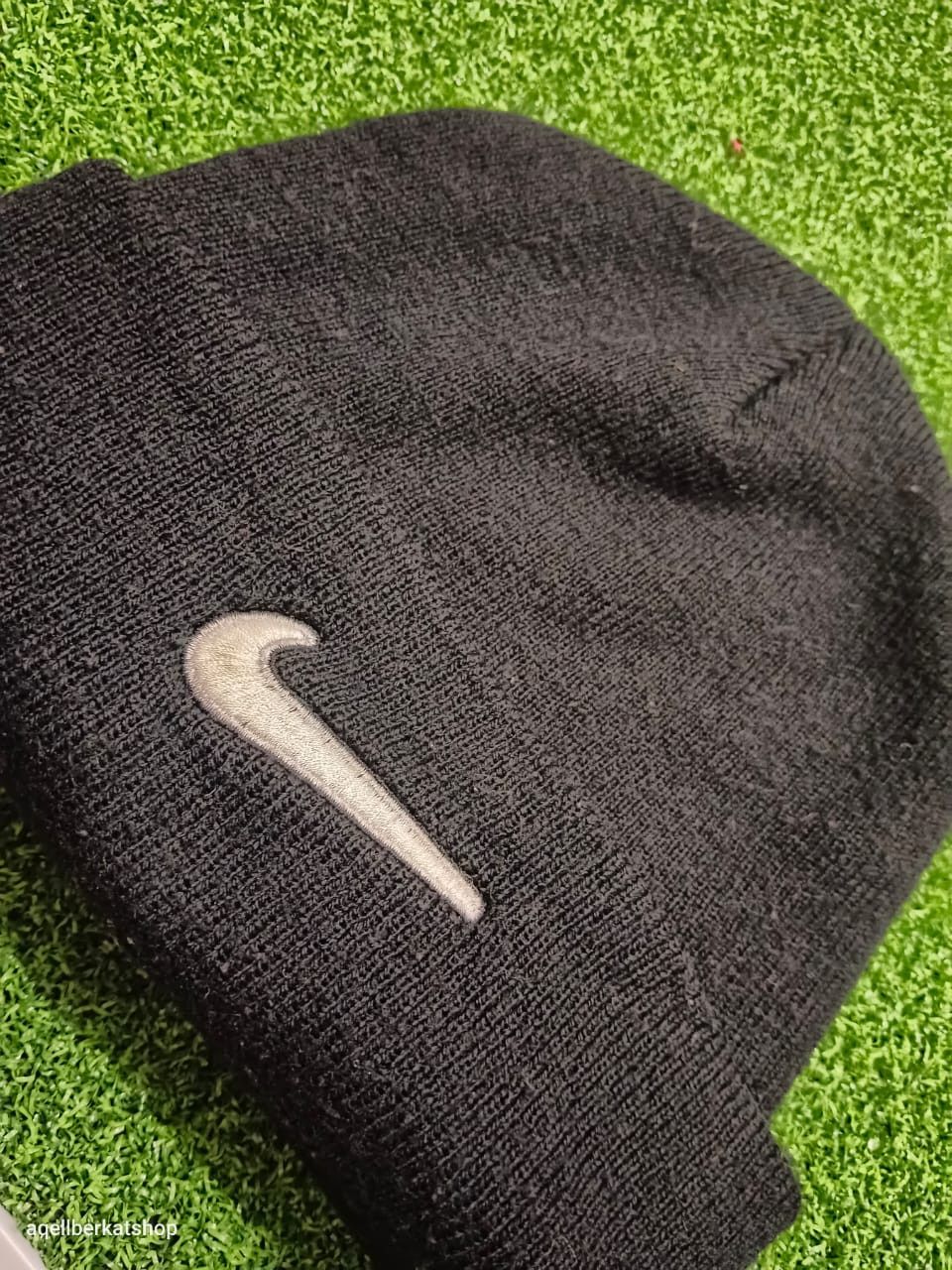 Nike VTG 90S NIKE SWOOSH Taiwan Embroidered Logo Beanie Size ONE SIZE - 4 Thumbnail