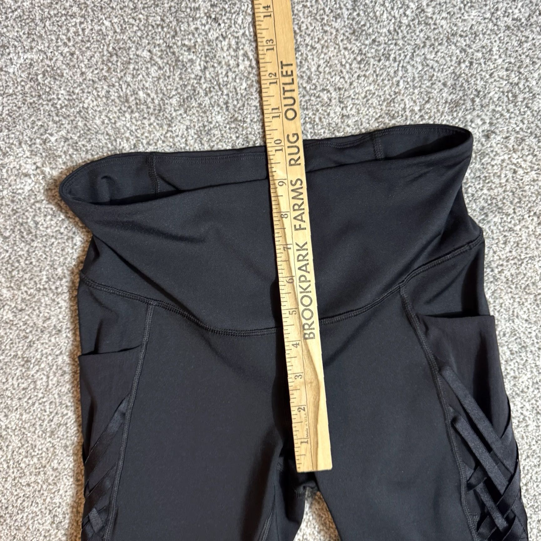 Under Armour Under Armour Leggings Womens Small Medium Black Athleisure Stretch 72% Polyester 28% Spandex Size 28" / US 6 / IT 42 - 5 Thumbnail