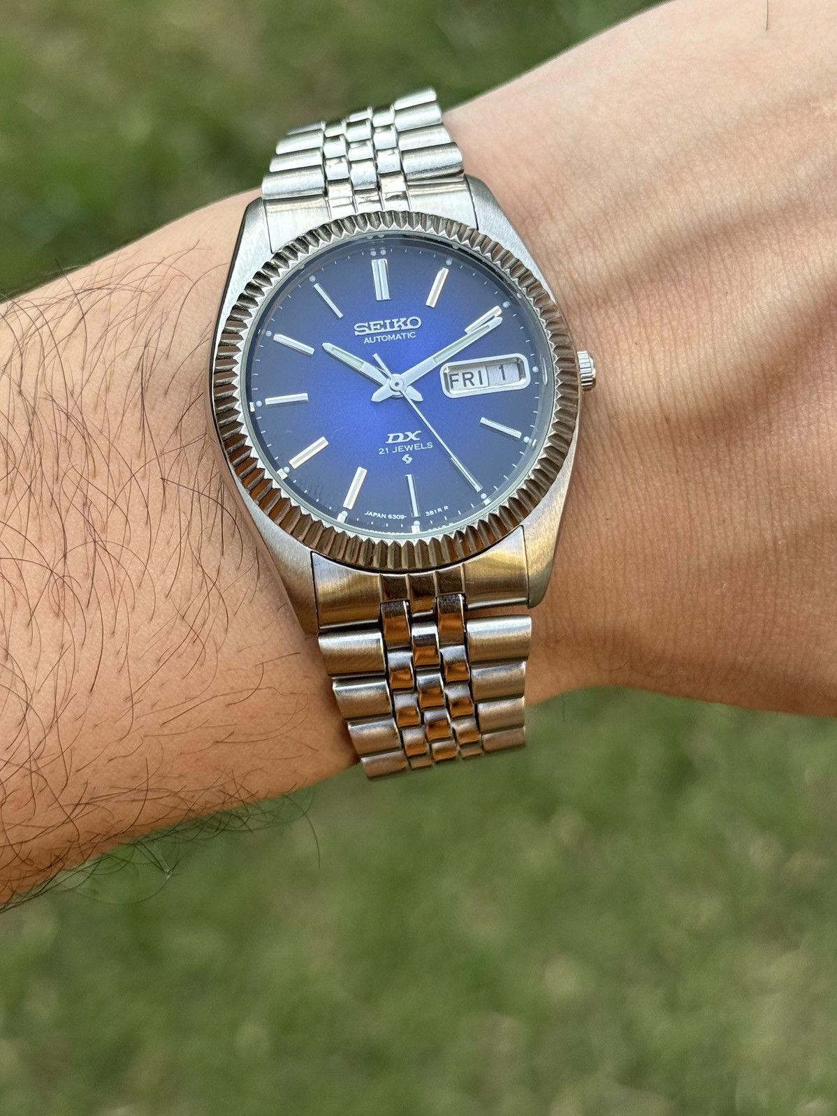 Seiko Seiko 5 DX Fluted Bezel Automatic 6309 Japanese mens Watch Size 36 - 1 Thumbnail