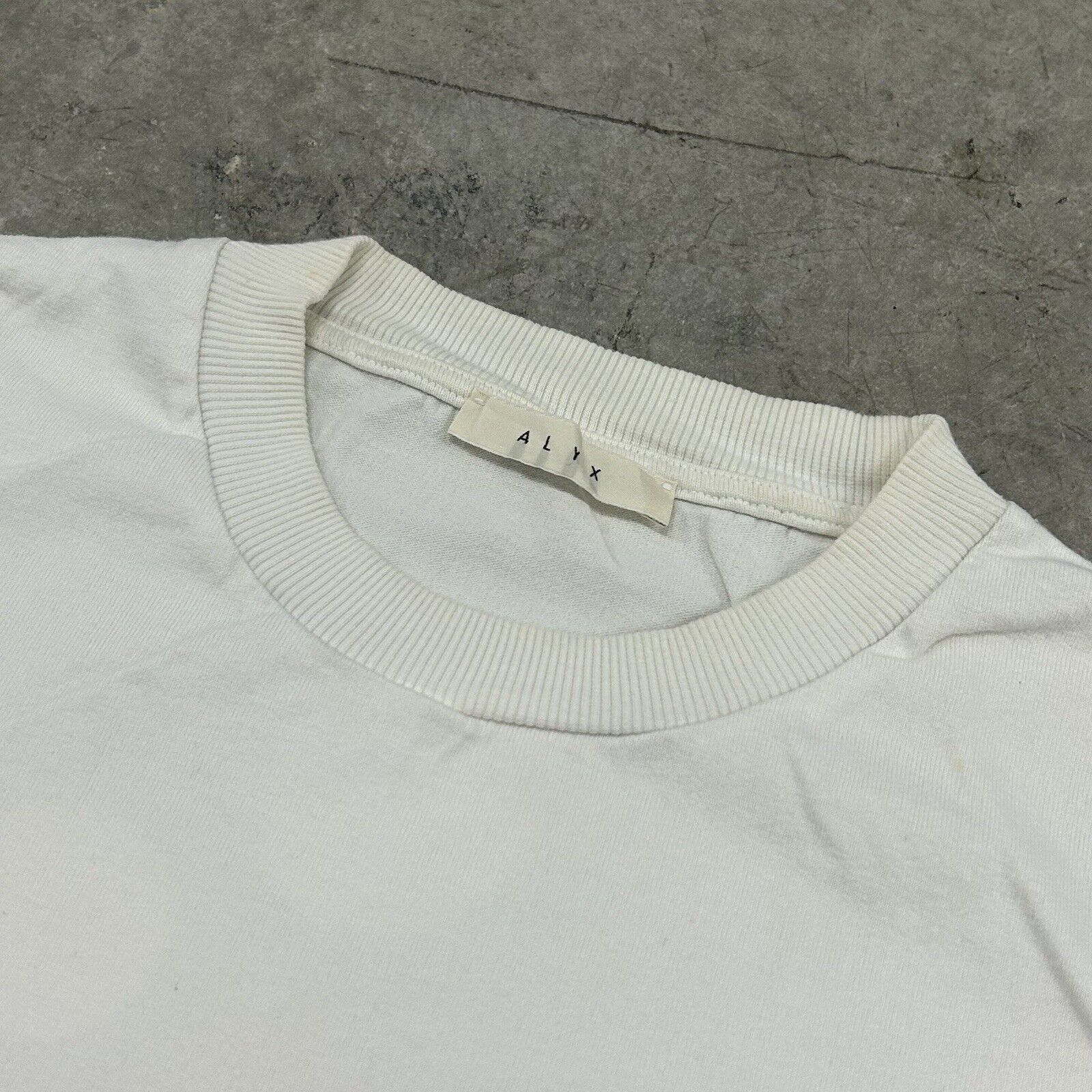 1017 ALYX 9SM × Designer Authentic 1017 ALYX 9SM New York Graffiti Designer T Shirt Size US L / EU 52-54 / 3 - 3 Thumbnail