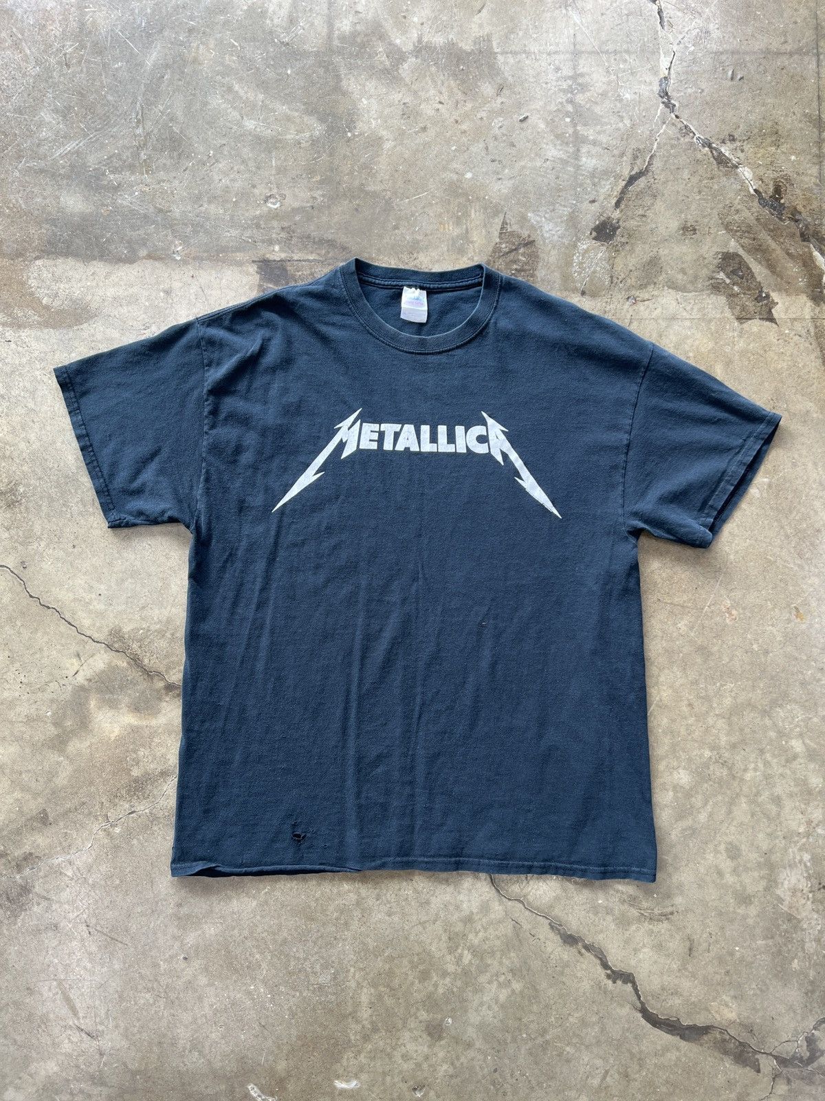 Band Tees × Vintage Vintage Metallica Logo Tee XL Size US XL / EU 56 / 4 - 2 Thumbnail