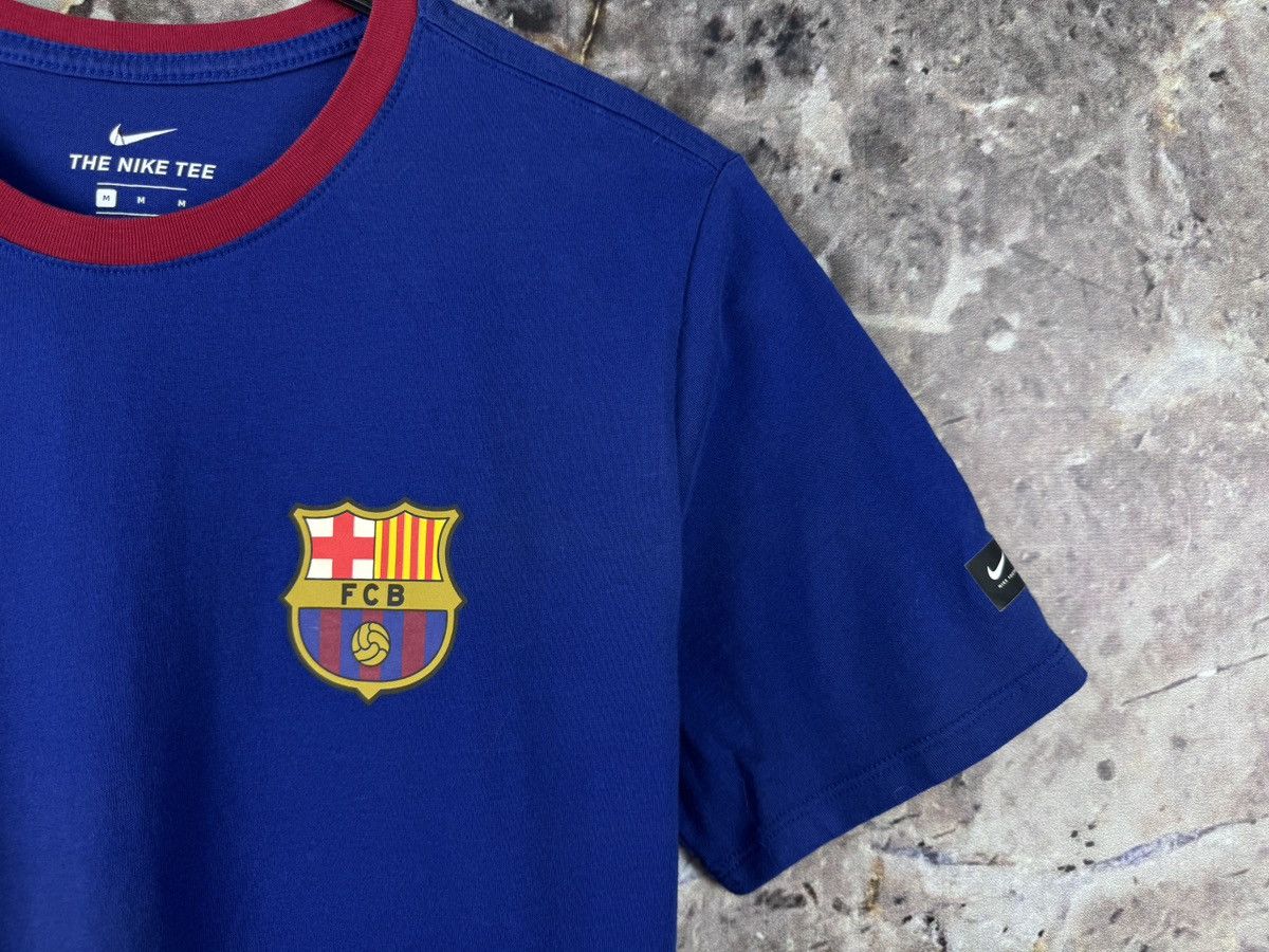 Nike Men’s Nike Football T-Shirt FCB Soccer Barcelona Size Medium Size US M / EU 48-50 / 2 - 5 Thumbnail