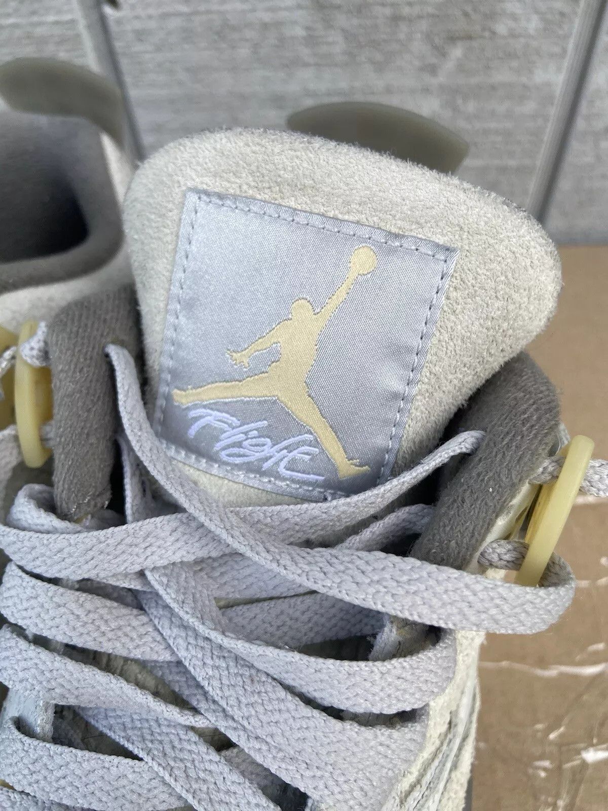 Nike Size 9 Men's Nike Air Jordan Retro 4 SE Craft Photon Dust Size US 9 / EU 42 - 6 Thumbnail