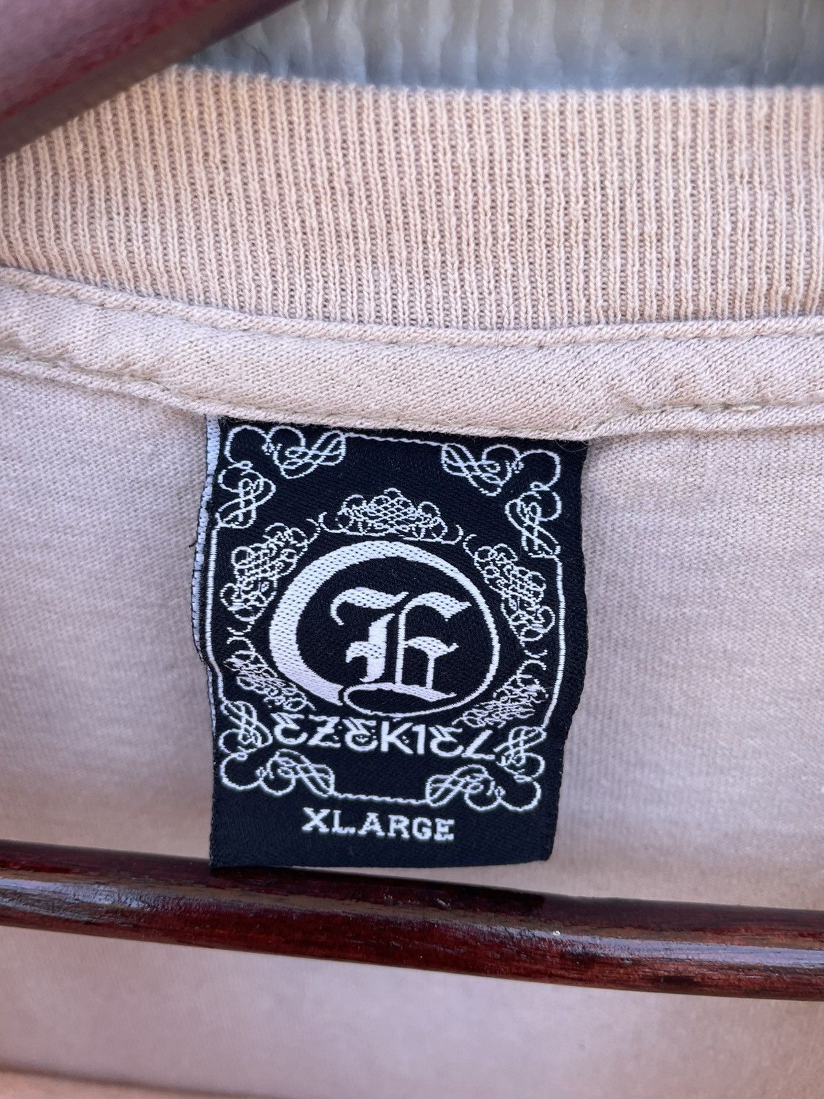Ezekiel Vintage 2000s Y2K Ezekiel Stake Brand Tan Xl T-shirt Size US XL / EU 56 / 4 - 4 Thumbnail