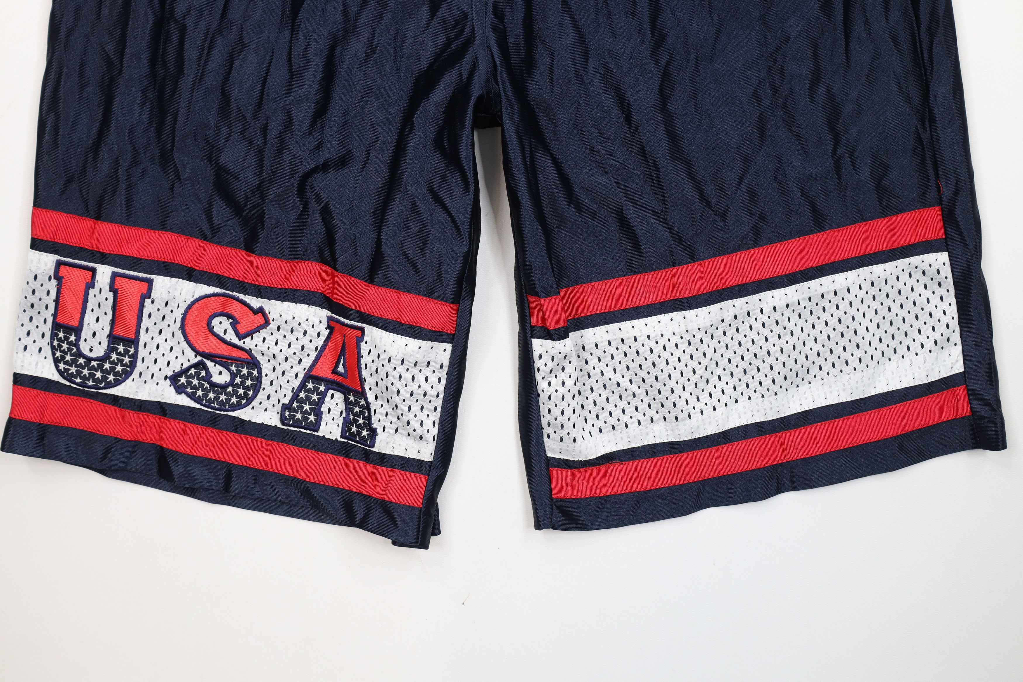 Vintage Vintage 90s Streetwear USA Olympics Basketball Shorts Blue Size US 36 / EU 52 - 4 Thumbnail