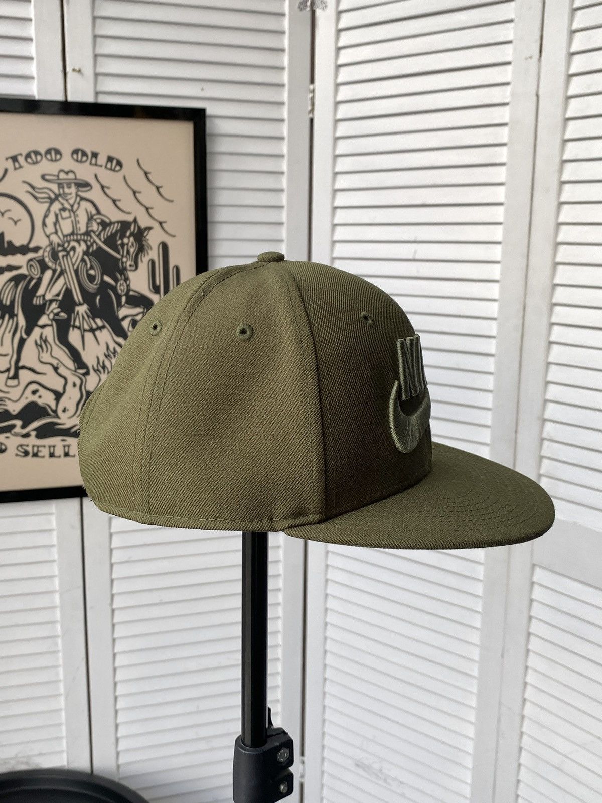 Nike Nike Pro Big Logo Swoosh Snapback 3D Khaki Cap Hat Size ONE SIZE - 9 Thumbnail