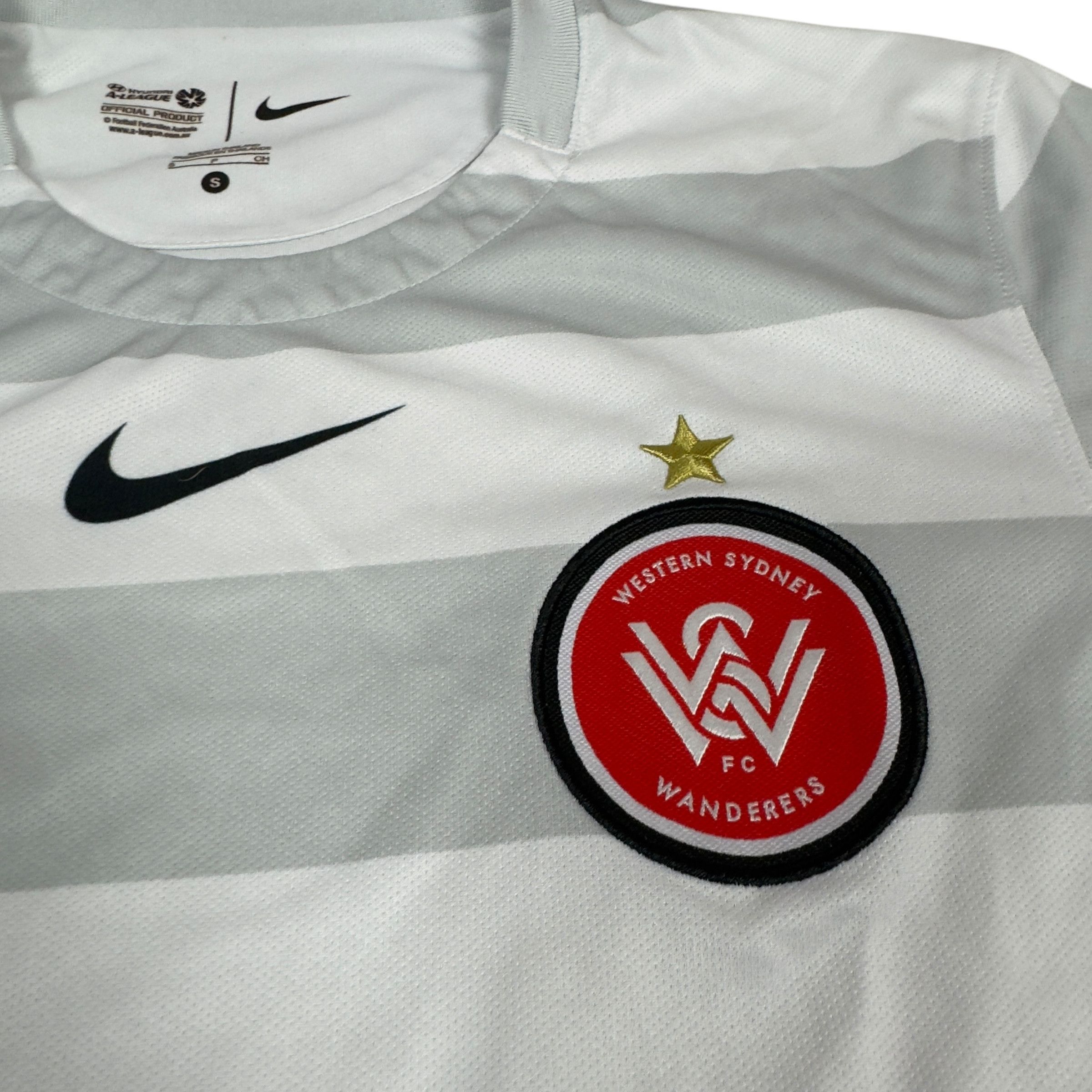 Nike Nike Men White Gray Western Sydney Wanderers FC Jersey Small Size US S / EU 44-46 / 1 - 2 Thumbnail