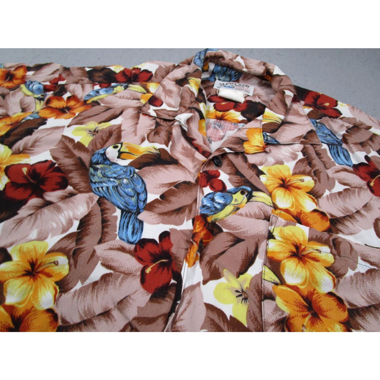 Vintage May Club Jeans Shirt Mens Large Tropical Toucan Floral Hawaiian Loop Collar Japan Shirt Buttons Casual Beach 90s? Size US L / EU 52-54 / 3 - 2 Thumbnail