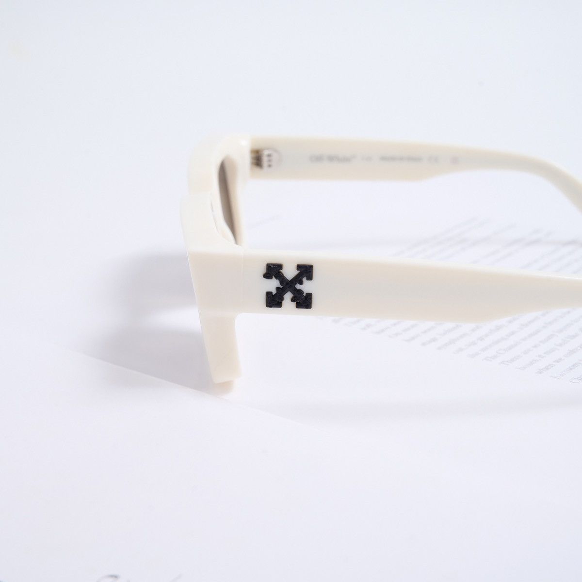 Off-White OFF WHITE VIRGIL WHITE SUNGLASSES Size ONE SIZE - 3 Thumbnail