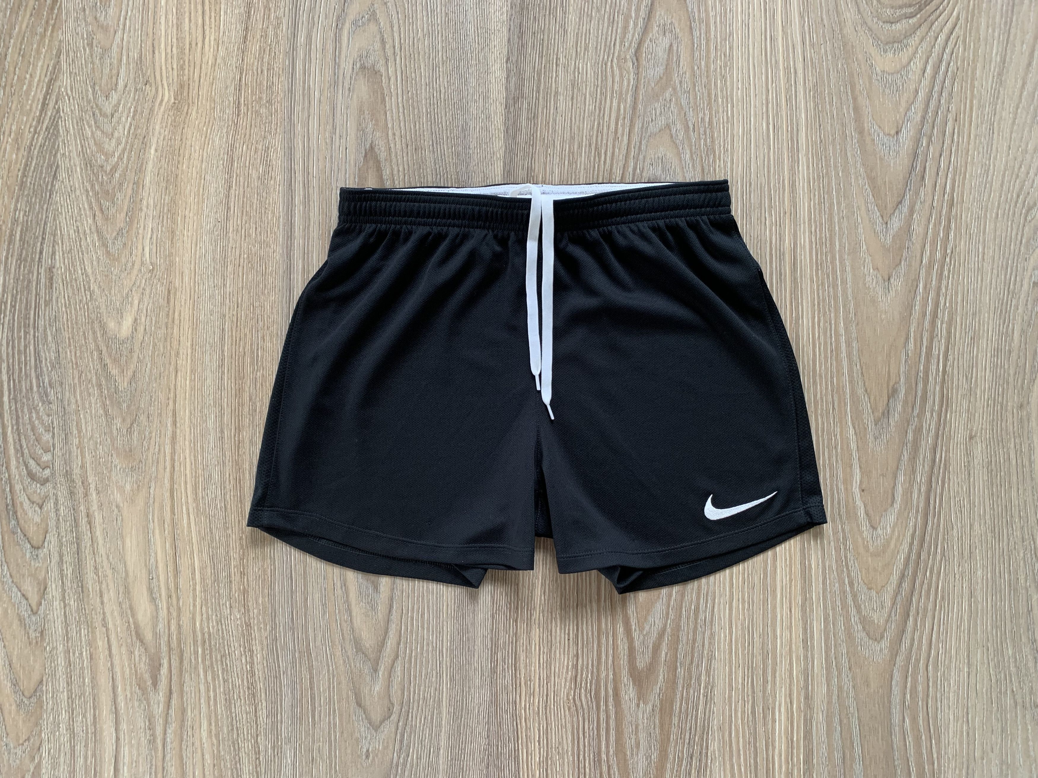 Nike Nike Black Training Shorts 2018 Size US 27 - 1 Thumbnail