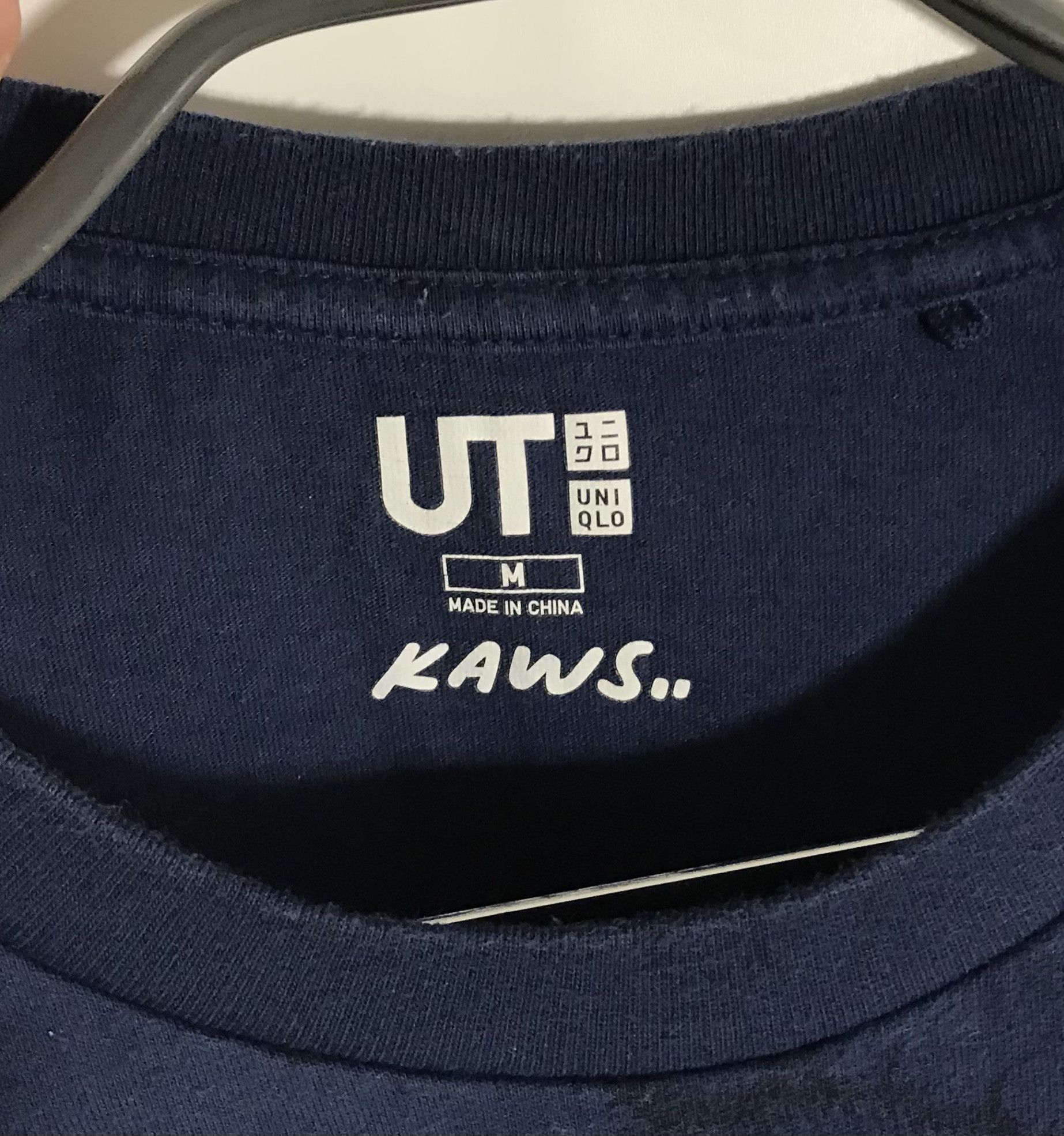 Kaws × Uniqlo Uniqlo Kaws All Over Holiday Print T-Shirt Size US M / EU 48-50 / 2 - 6 Thumbnail