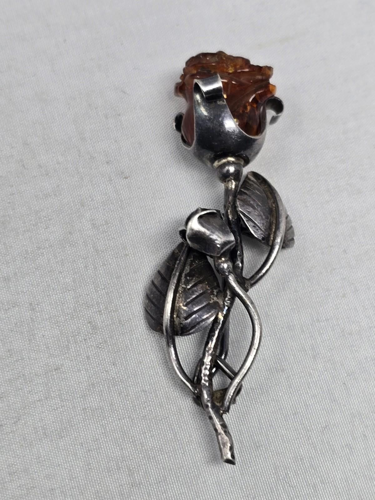 The Unbranded Brand Sterling Silver Rose Brooch Pendant Amber or Resin Size ONE SIZE - 7 Thumbnail