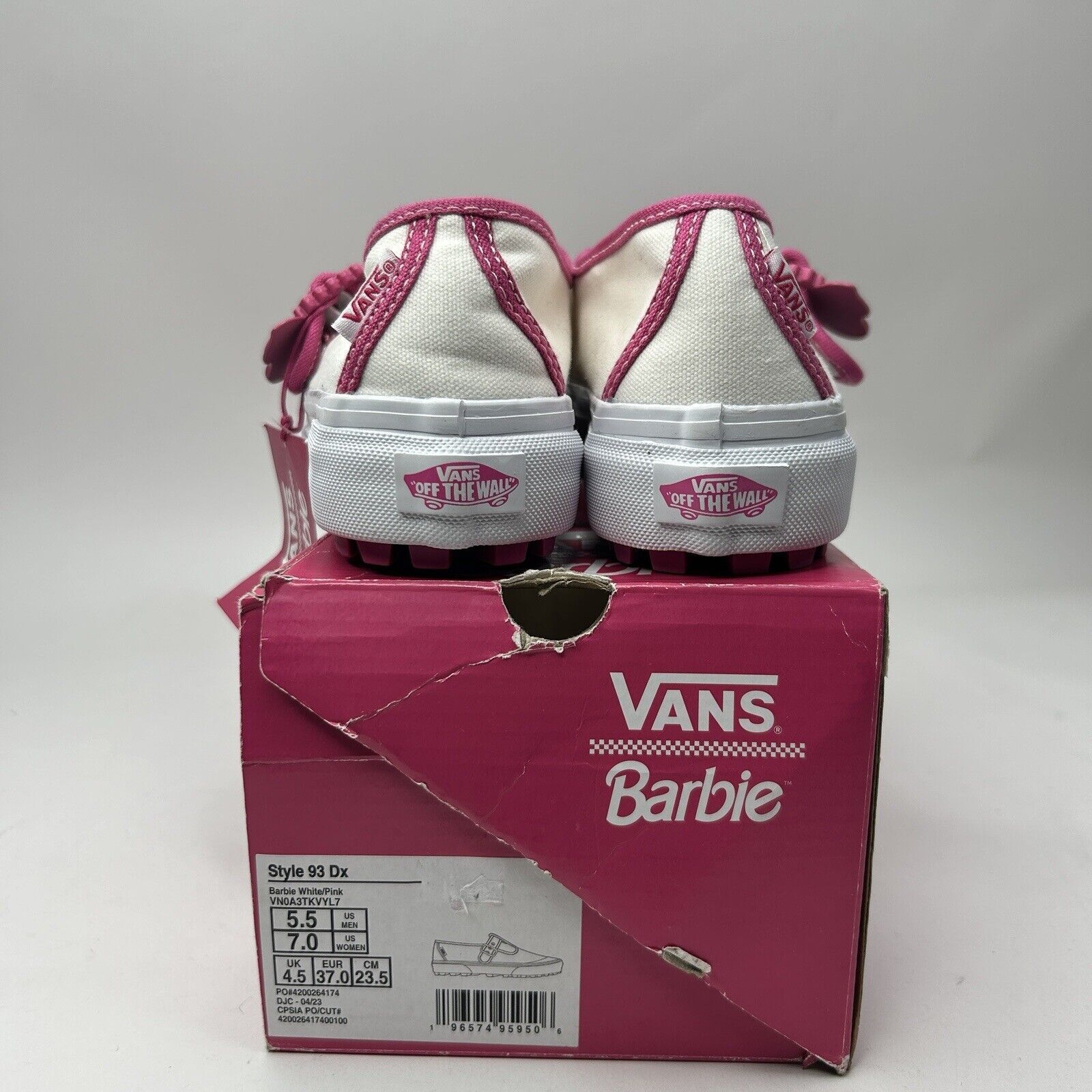 Vans Vans X Barbie Style Mary Jane Skate 93 DX “White Pink” 2023 Size US 7 / IT 37 - 4 Thumbnail
