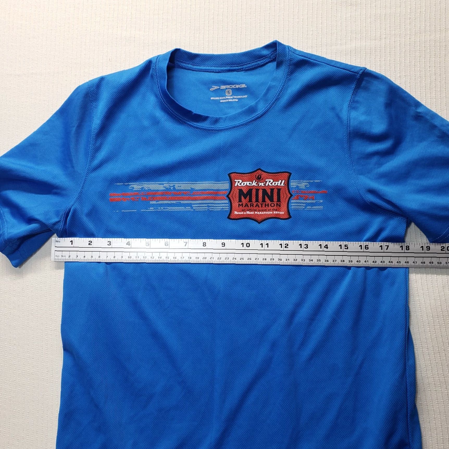 Brooks Brooks Shirt Rock N Roll Mini Marathon Series Tee Short Sleeve Adult S Blue Microfiber Shirt Rock N Roll Logo Size US S / EU 44-46 / 1 - 4 Thumbnail