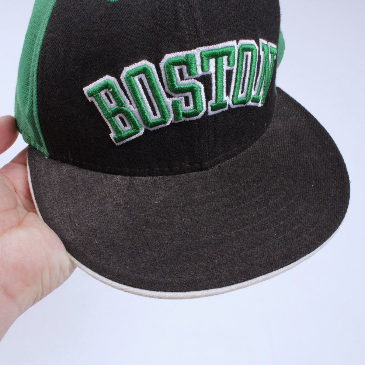 NBA × New Era × Vintage NEW ERA Boston Celtics NBA Vintage Wool Cap Snapback Size ONE SIZE - 4 Thumbnail