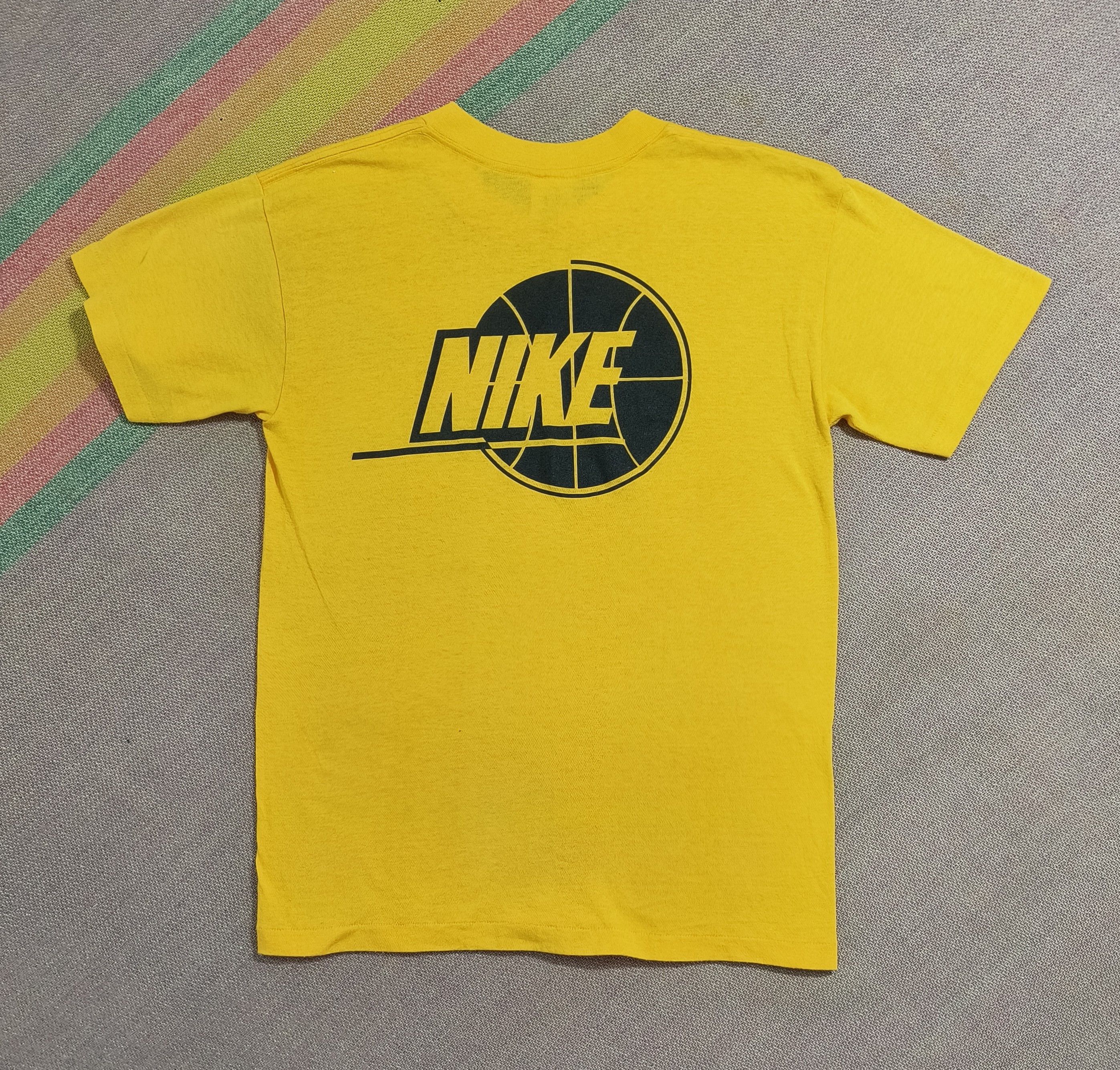 Nike Vintage Nike Purdue Basketball Camp 80s tee Size US M / EU 48-50 / 2 - 4 Thumbnail