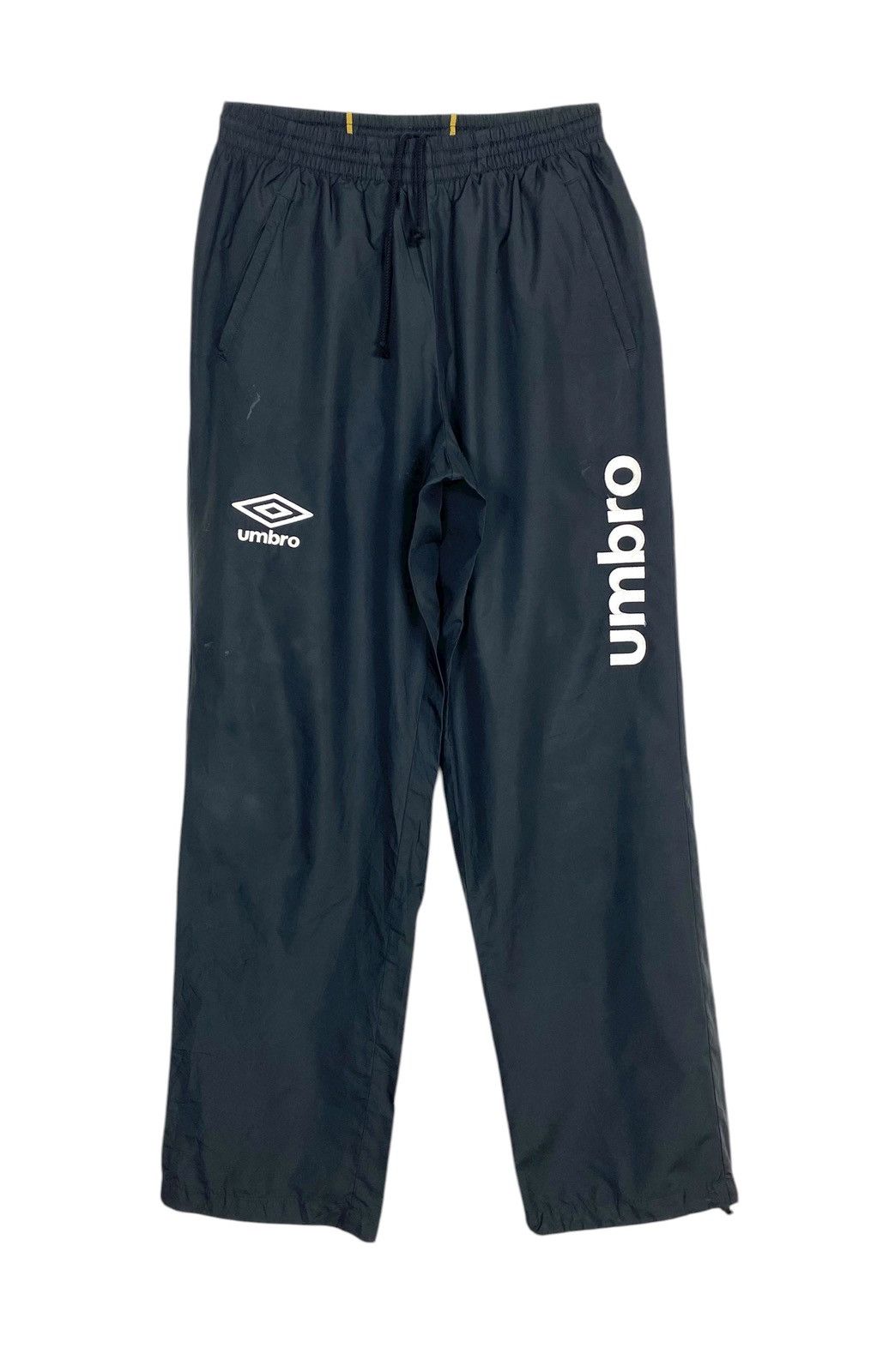 Umbro Rare‼️ Umbro Track Pants Embroidery Big Logo Size US 30 / EU 46 - 2 Thumbnail
