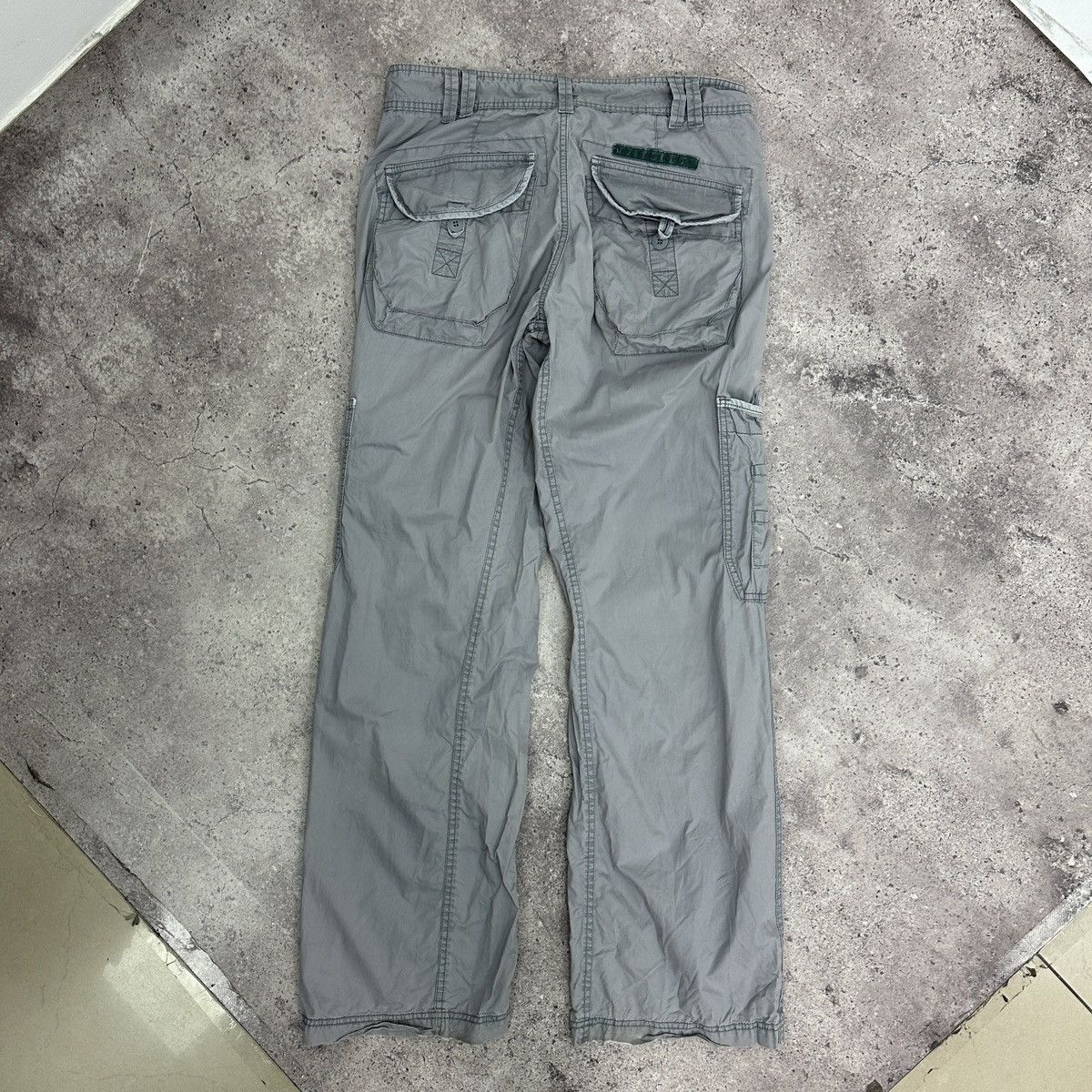 Pepe Jeans Vintage 00s Pepe Jeans multi pocket cargo jeans y2k hype og Size US 31 - 2 Thumbnail