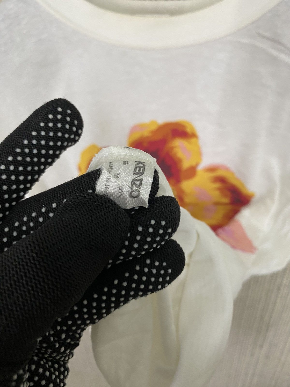 Designer × Japanese Brand × Kenzo Vintage 80s kenzo flower nice design tshirt Size US M / EU 48-50 / 2 - 4 Thumbnail