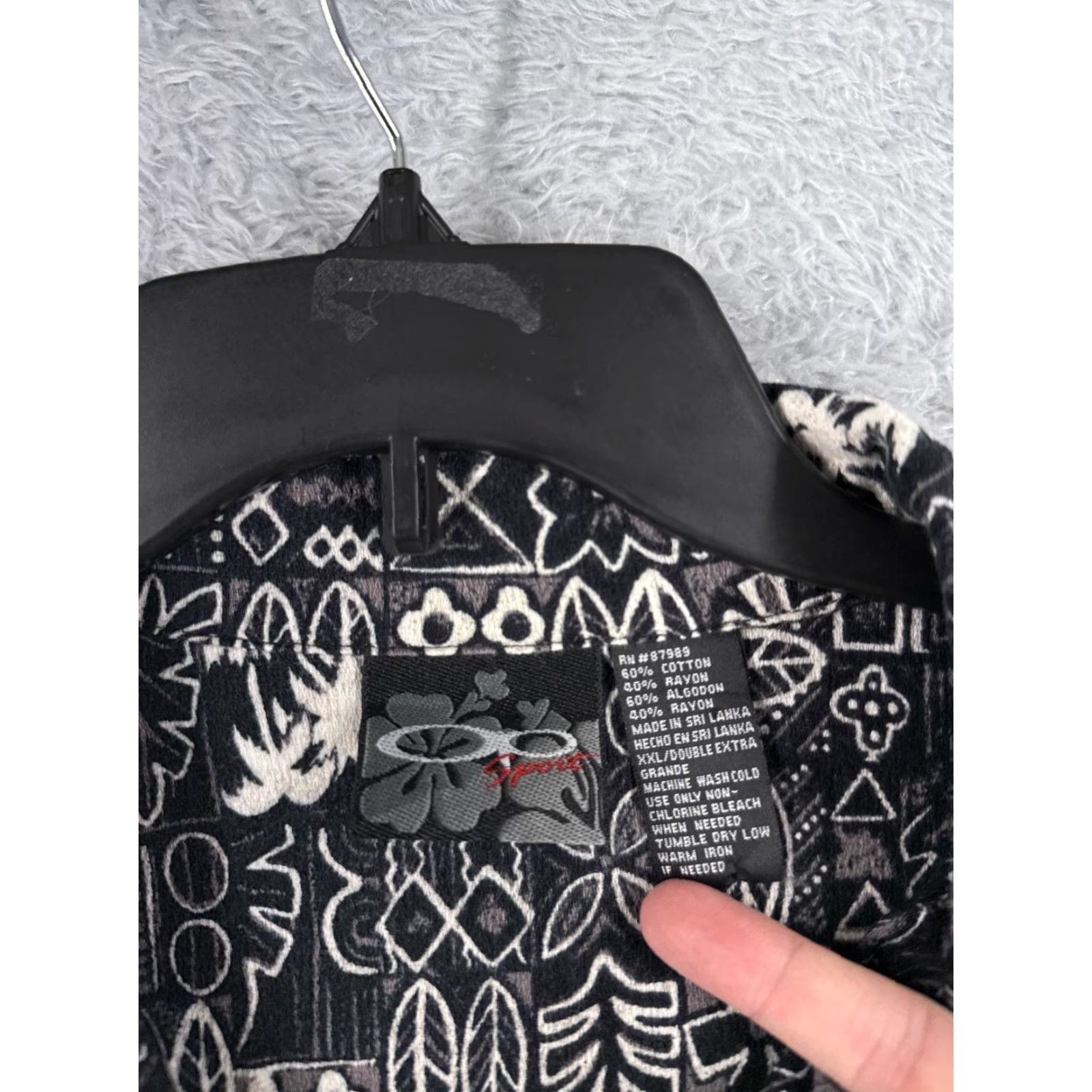 Ocean Pacific Ocean Pacific Shirt Men 2XL Black Hawaiian Floral Pattern Rayon Blend Short Sleeve Button-Up Casual Beach Vacation Surf Aloha Men Size US XXL / EU 58 / 5 - 7 Thumbnail