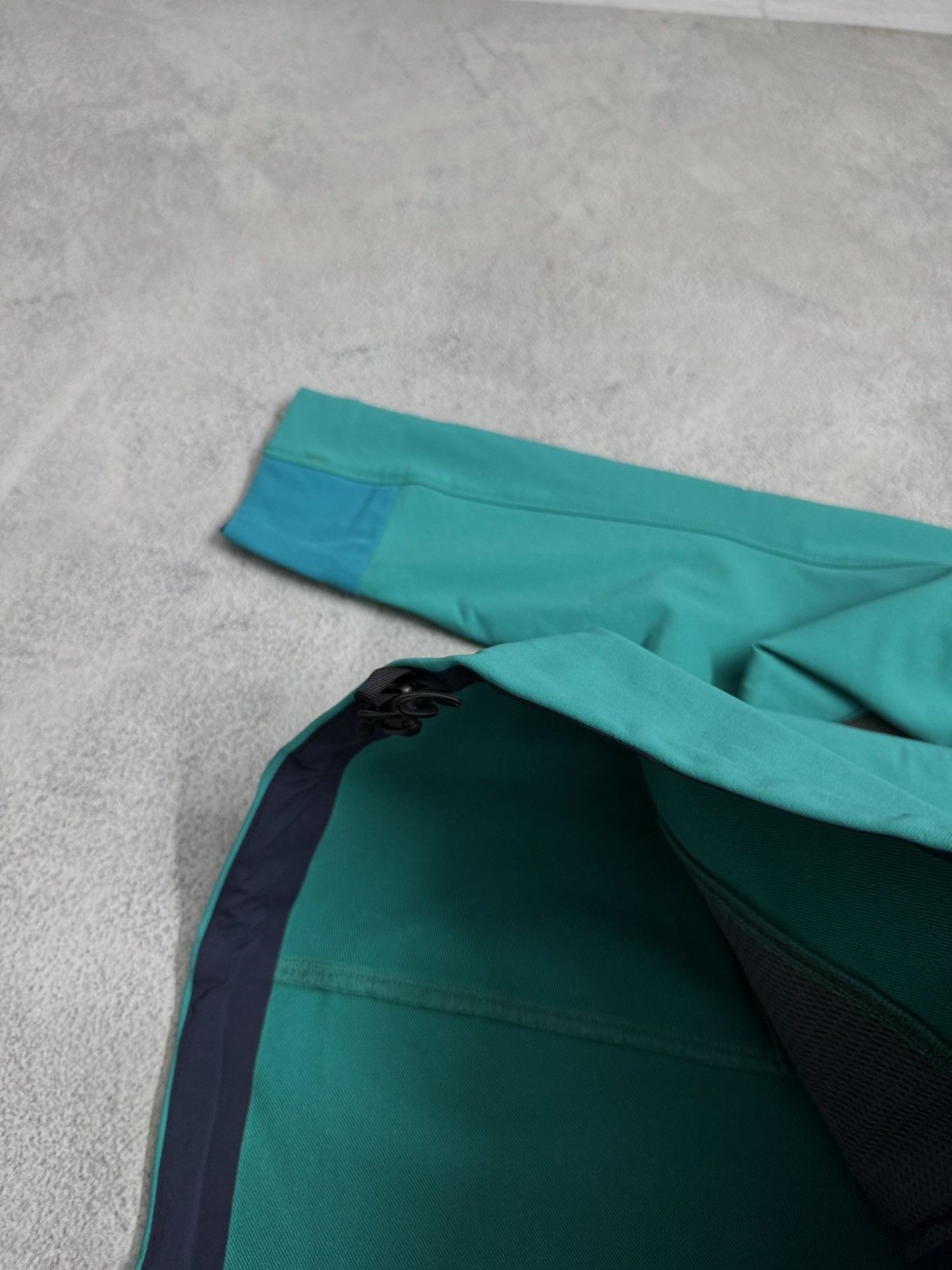 Arc'teryx Vintage Y2k Arc’teryx Gore-Tex XCR Jacket 00’s Size S / US 4 / IT 40 - 11 Thumbnail