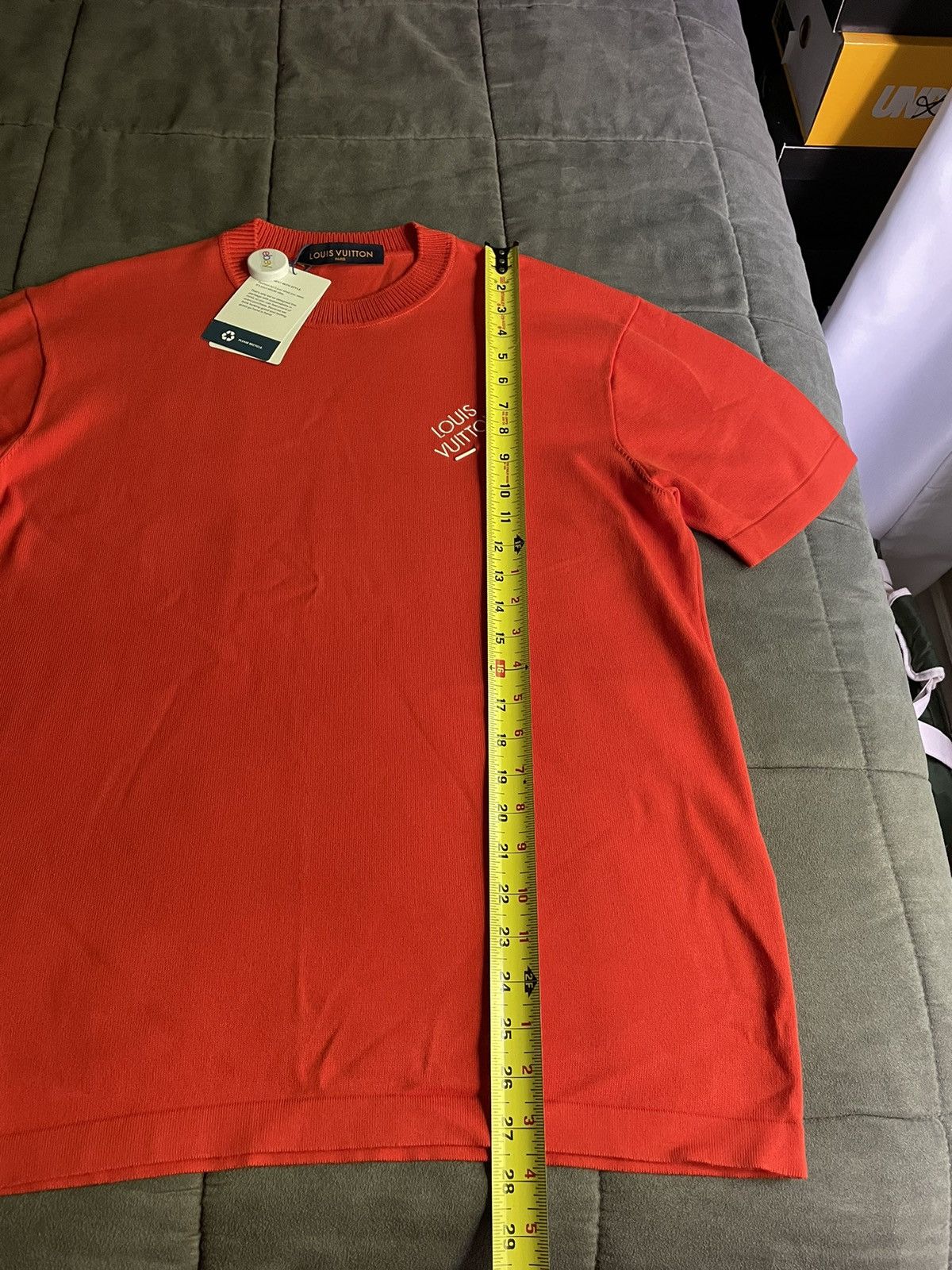 Louis Vuitton Louis Vuitton Signature Pin Logo Embroidered T Shirt Size US M / EU 48-50 / 2 - 4 Thumbnail