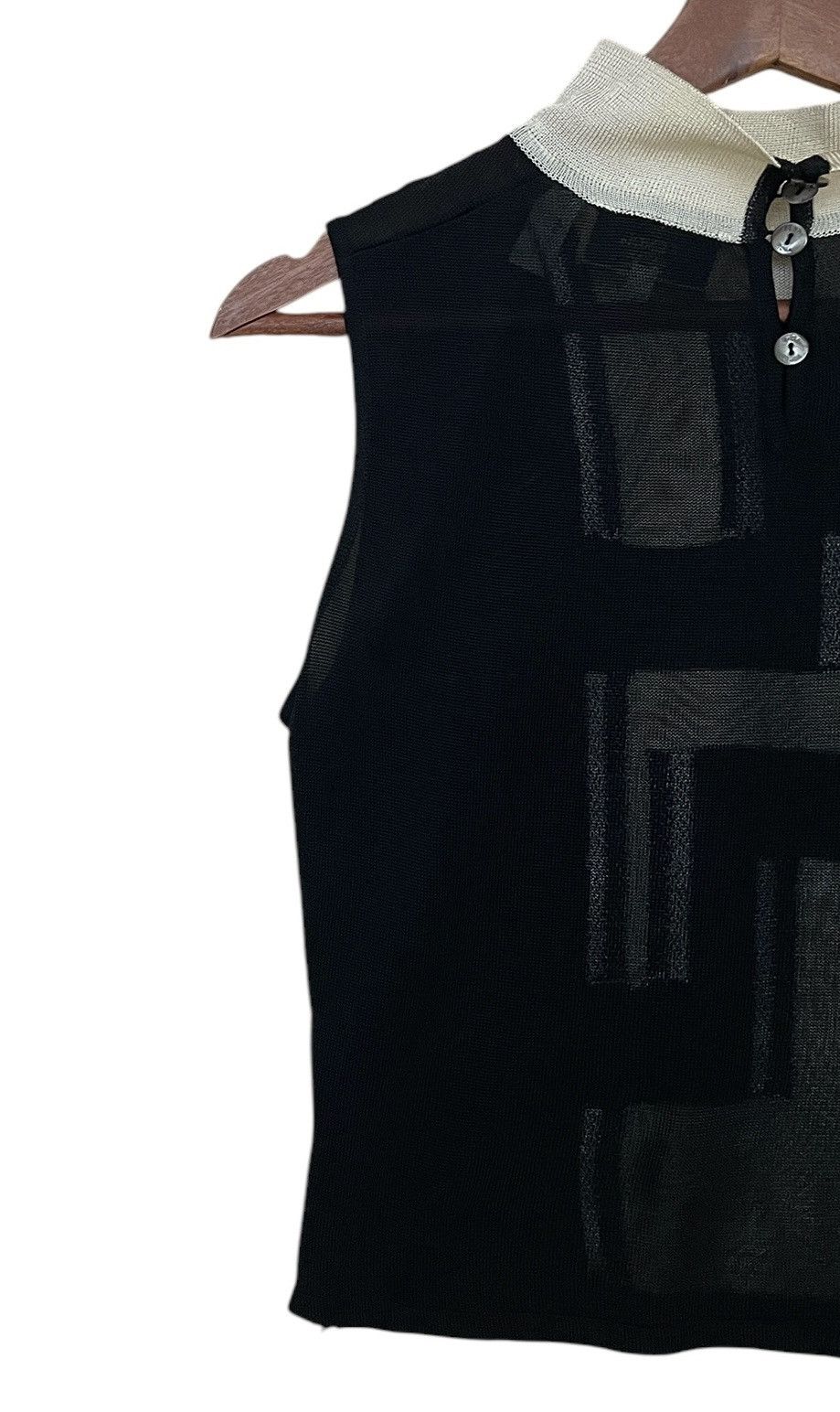 Fendi × Vintage Vintage Brand Fendi Knitwear Vests 1990s Size US M / EU 48-50 / 2 - 5 Thumbnail