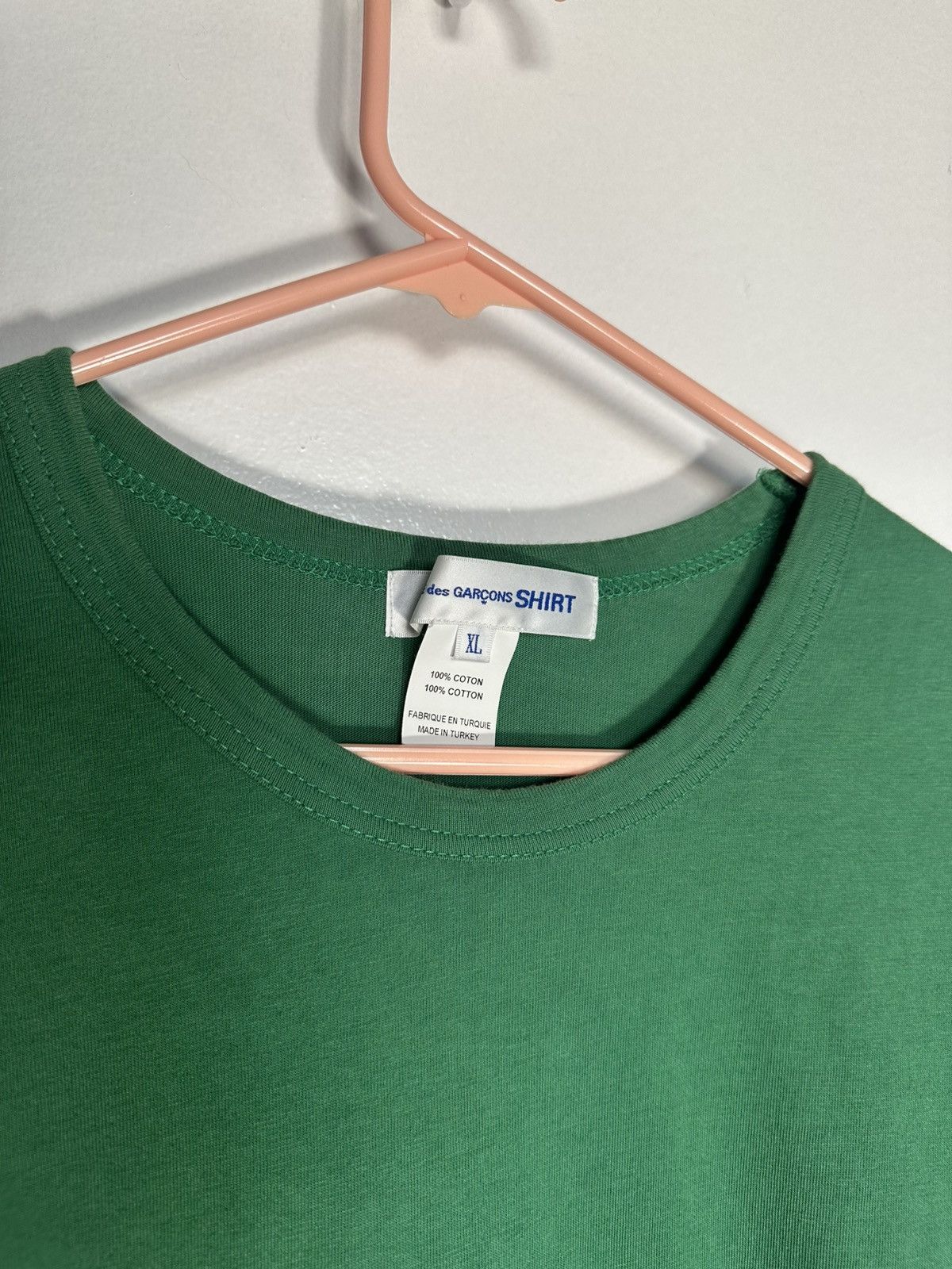 Comme des Garcons SHIRT Comme des Garcons SHIRT back logo t shirt Size US XL / EU 56 / 4 - 2 Thumbnail