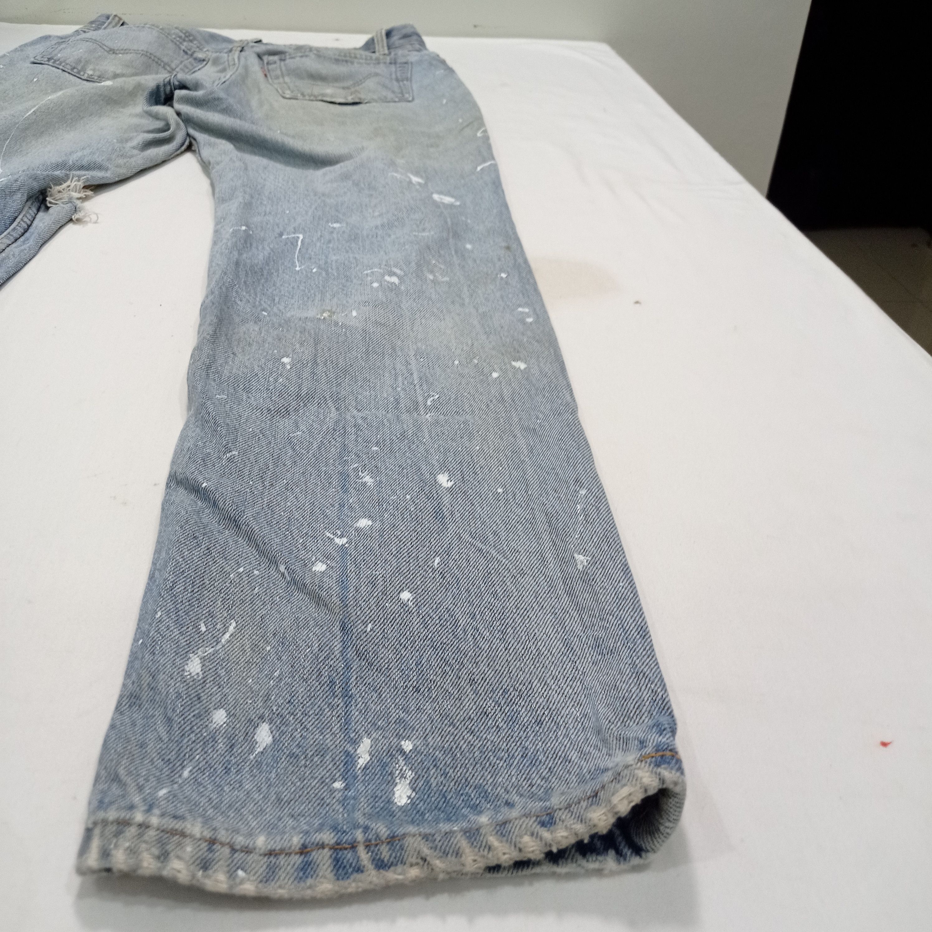 Levi's Vintage Levi's 501 Paint Splatter Distressed Jeans Pants Size US 29 - 14 Thumbnail