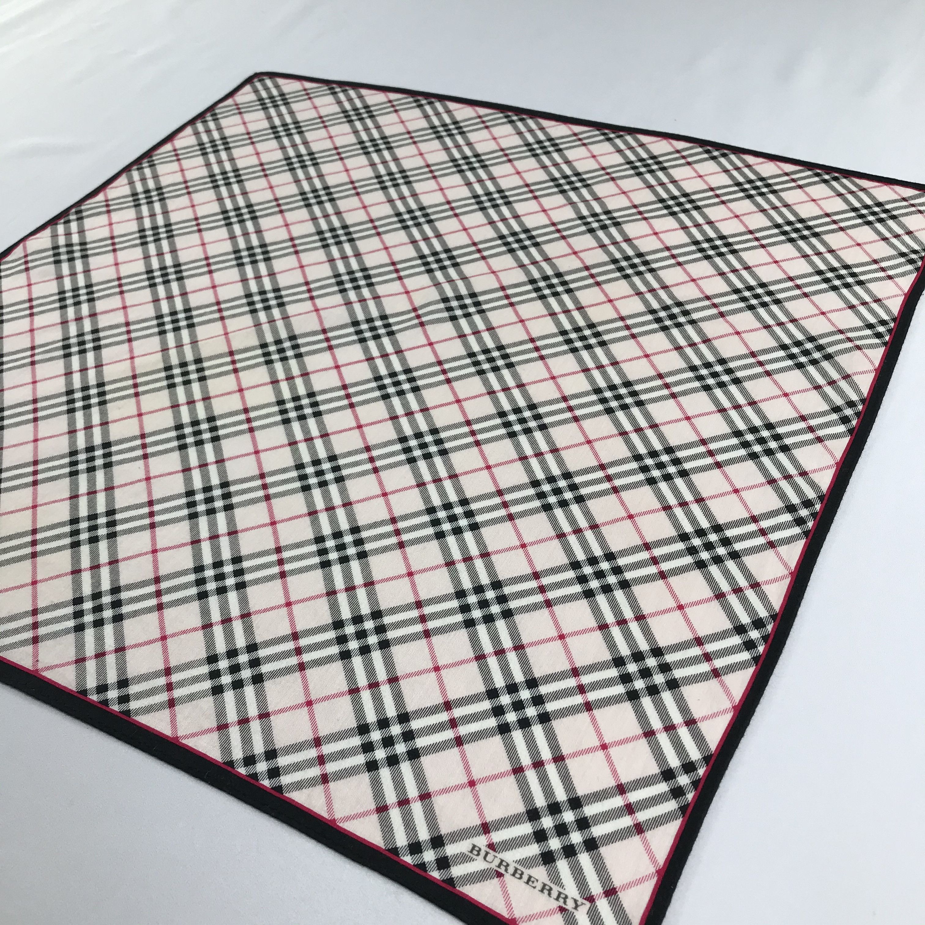Burberry Burberry Nova Check Handkerchief Neckerchief Bandana H1054 Size ONE SIZE - 4 Thumbnail