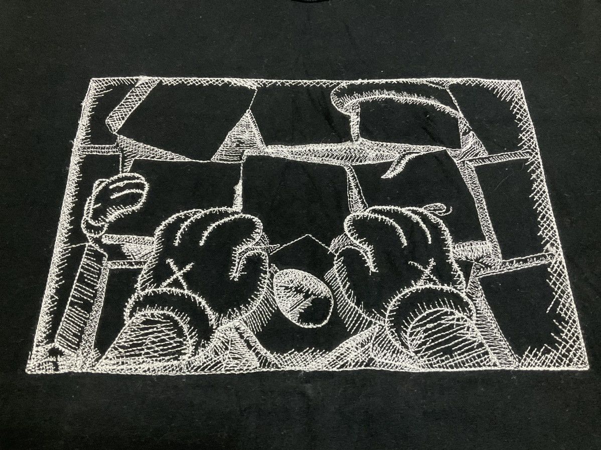 Japanese Brand × Kaws × Original Fake 🔥Rare Vintage Original Fake x Kaws Shirt Size US L / EU 52-54 / 3 - 4 Thumbnail