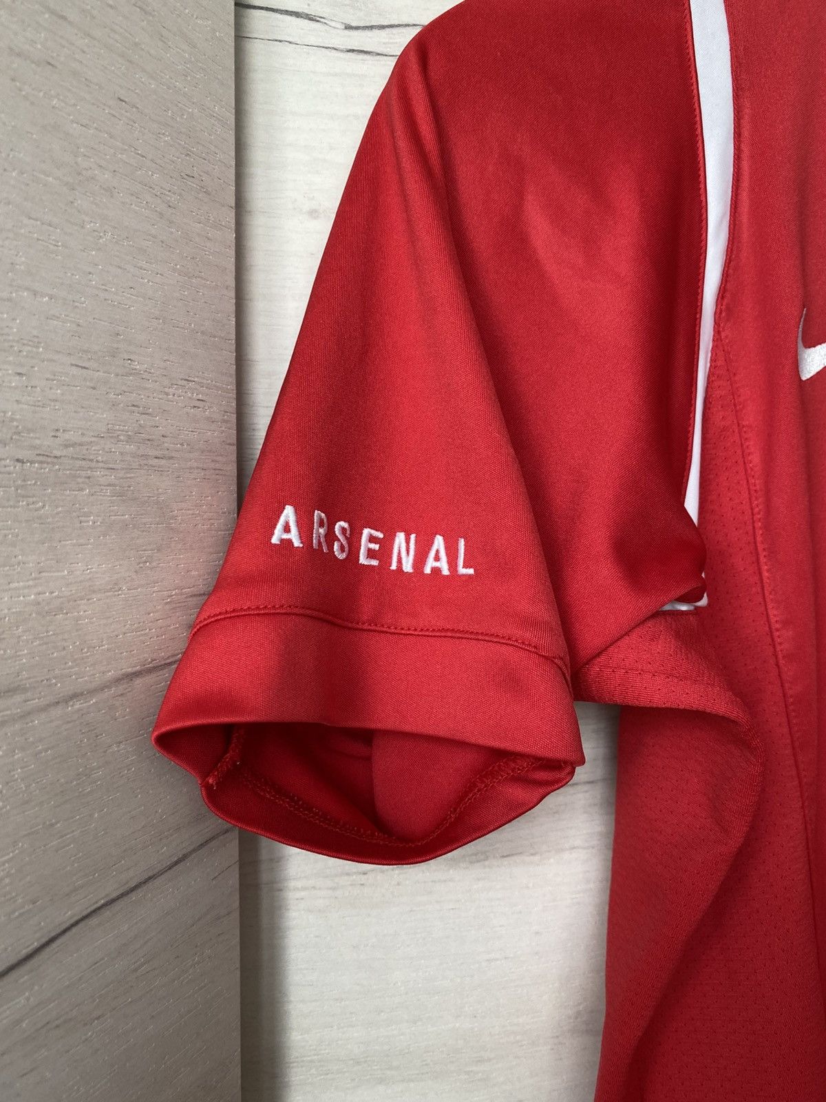 Nike Arsenal Youth Home Jersey L 12–13y Fly Emirates Size US S / EU 44-46 / 1 - 3 Thumbnail