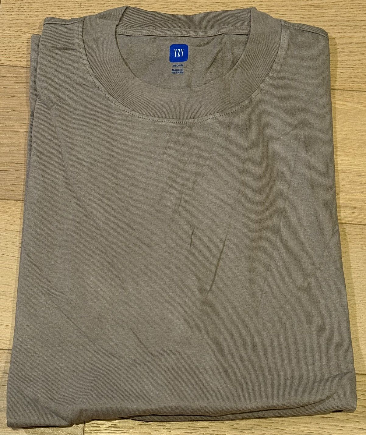 Gap × Yeezy Yeezy Gap Blank Tee H02 Light Gray Medium Size US M / EU 48-50 / 2 - 1 Thumbnail