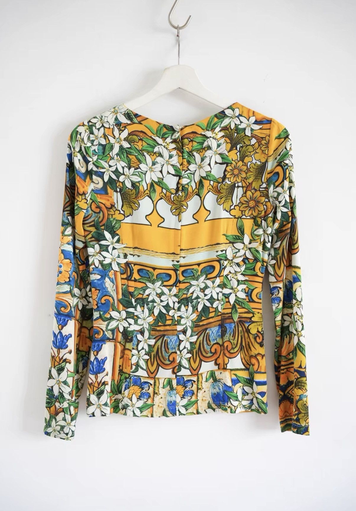 Dolce & Gabbana Dolce & Gabbana Floral Silk Long Sleeve Shirt J4 Size US S / EU 44-46 / 1 - 2 Thumbnail