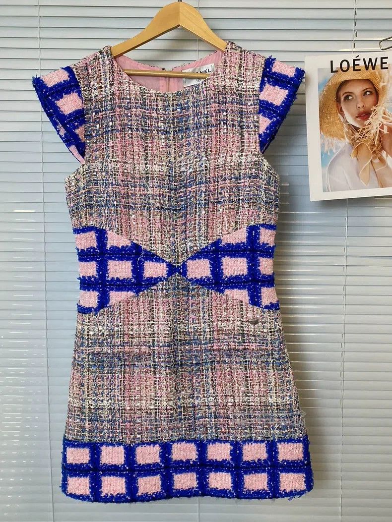 Chanel Chanel Waterfall series knitted dress Size XS / US 0-2 / IT 36-38 - 1 Thumbnail